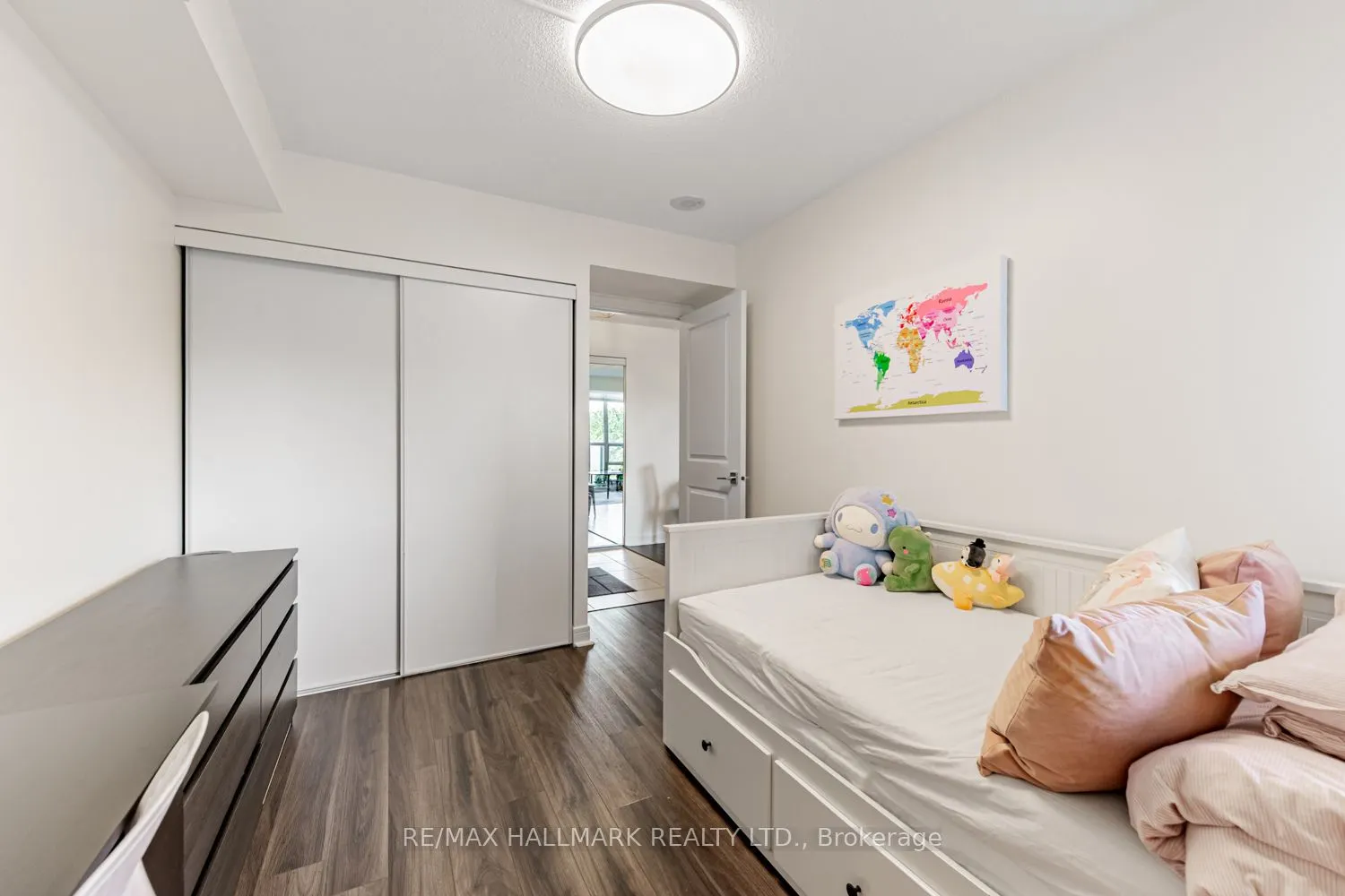 31 Bales Avenue, #610