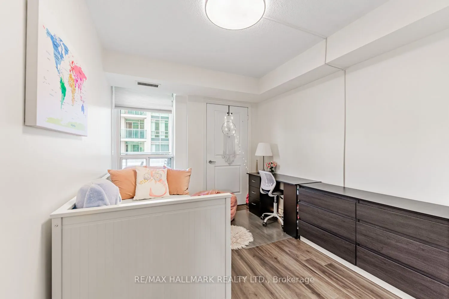 31 Bales Avenue, #610