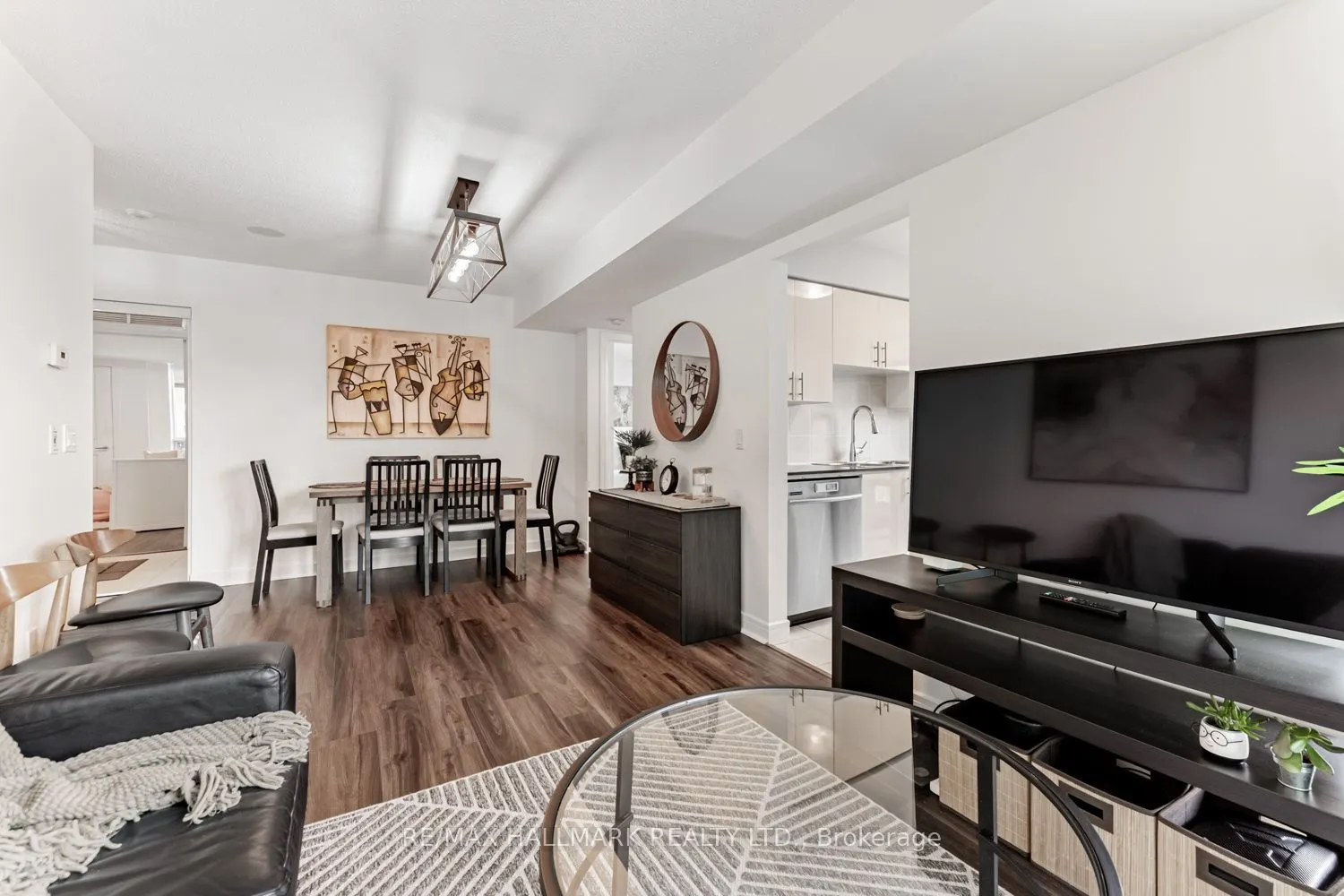 31 Bales Avenue, #610