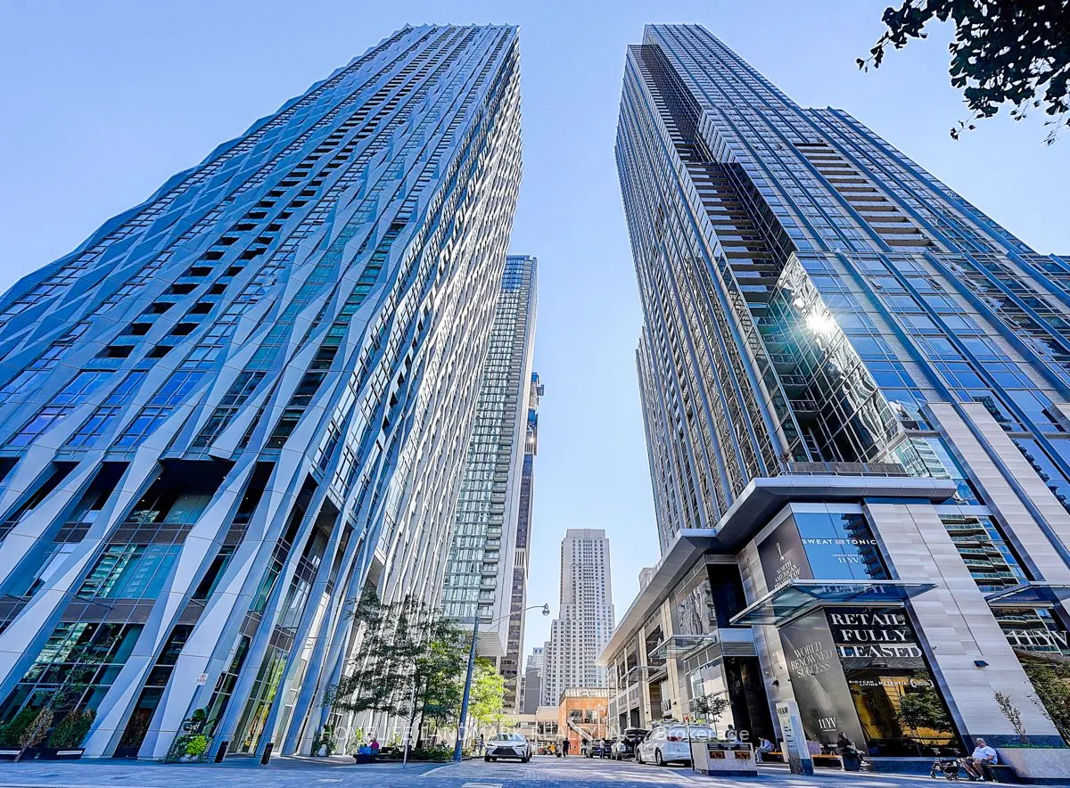 1 Yorkville Avenue, #PH 01