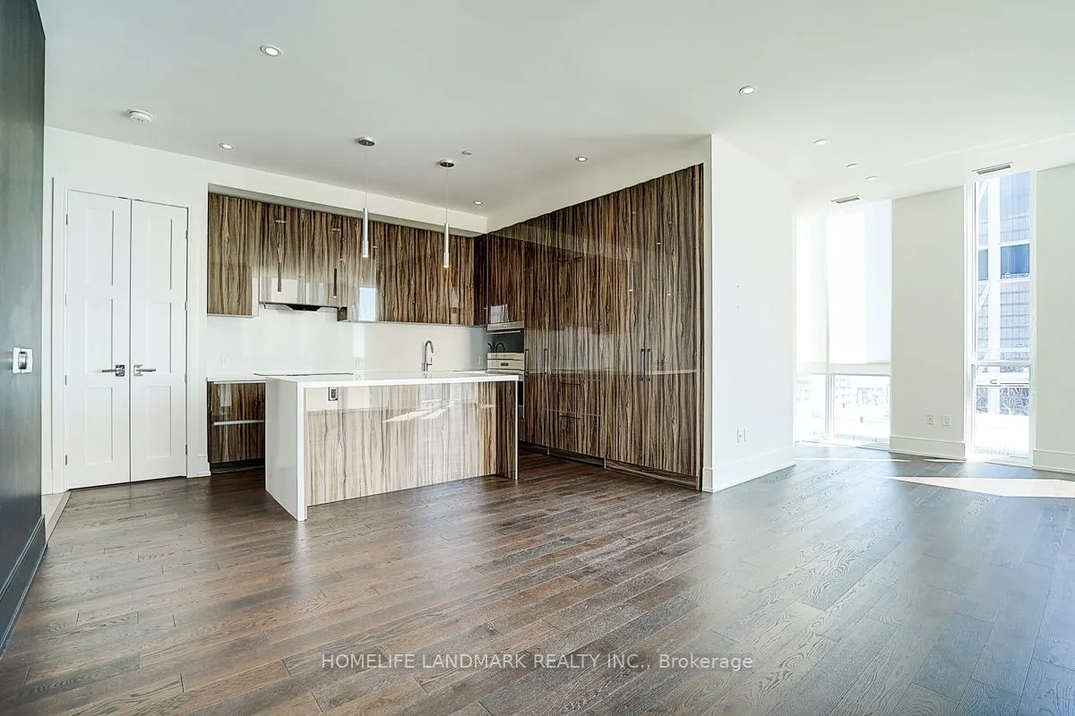 1 Yorkville Avenue, #PH 01