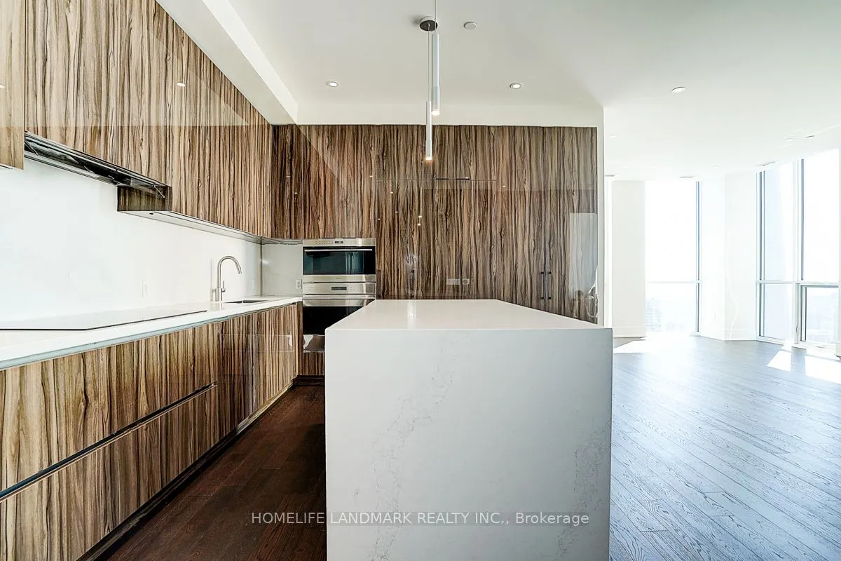 1 Yorkville Avenue, #PH 01