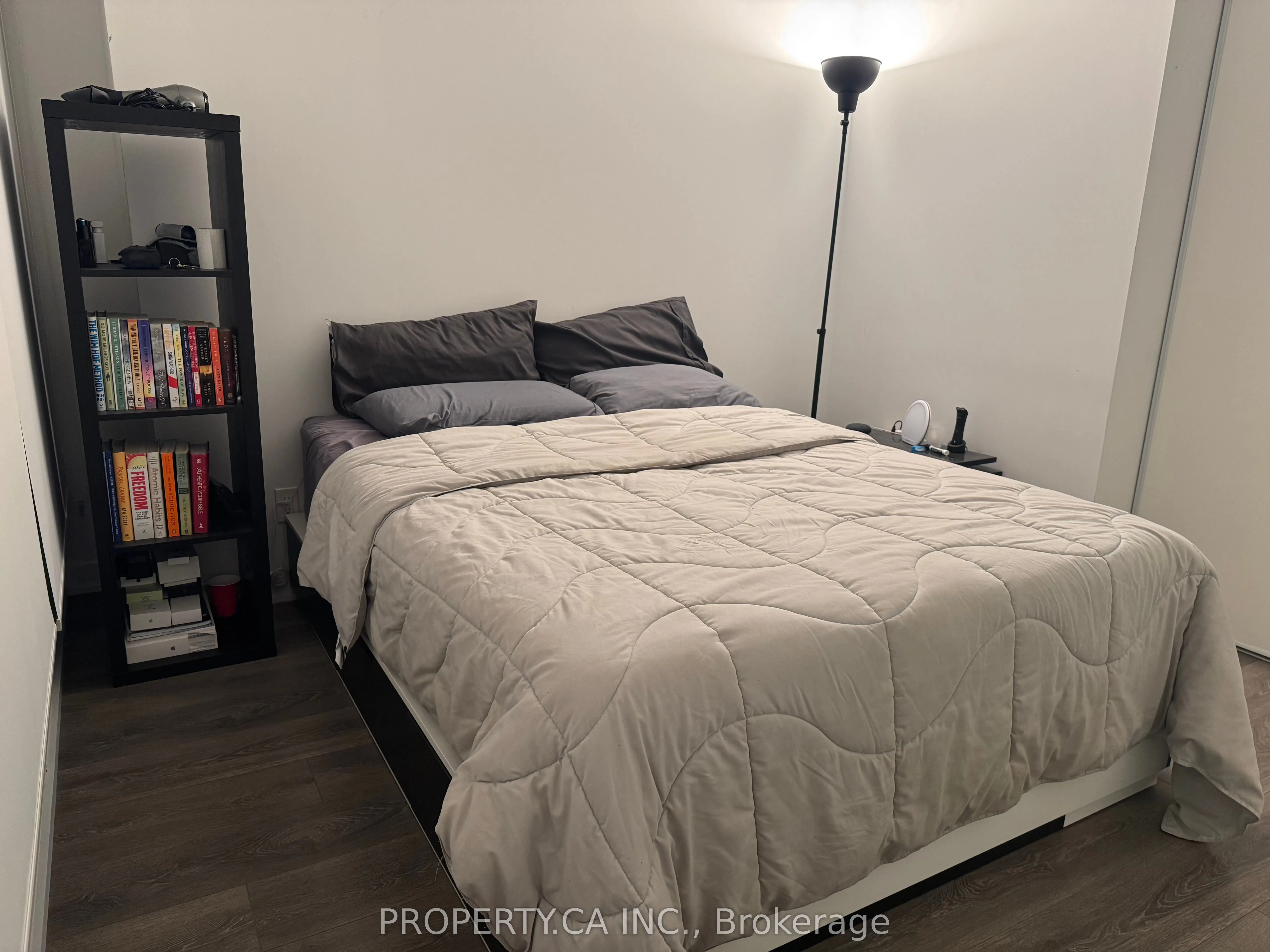 87 Peter Street, #3512