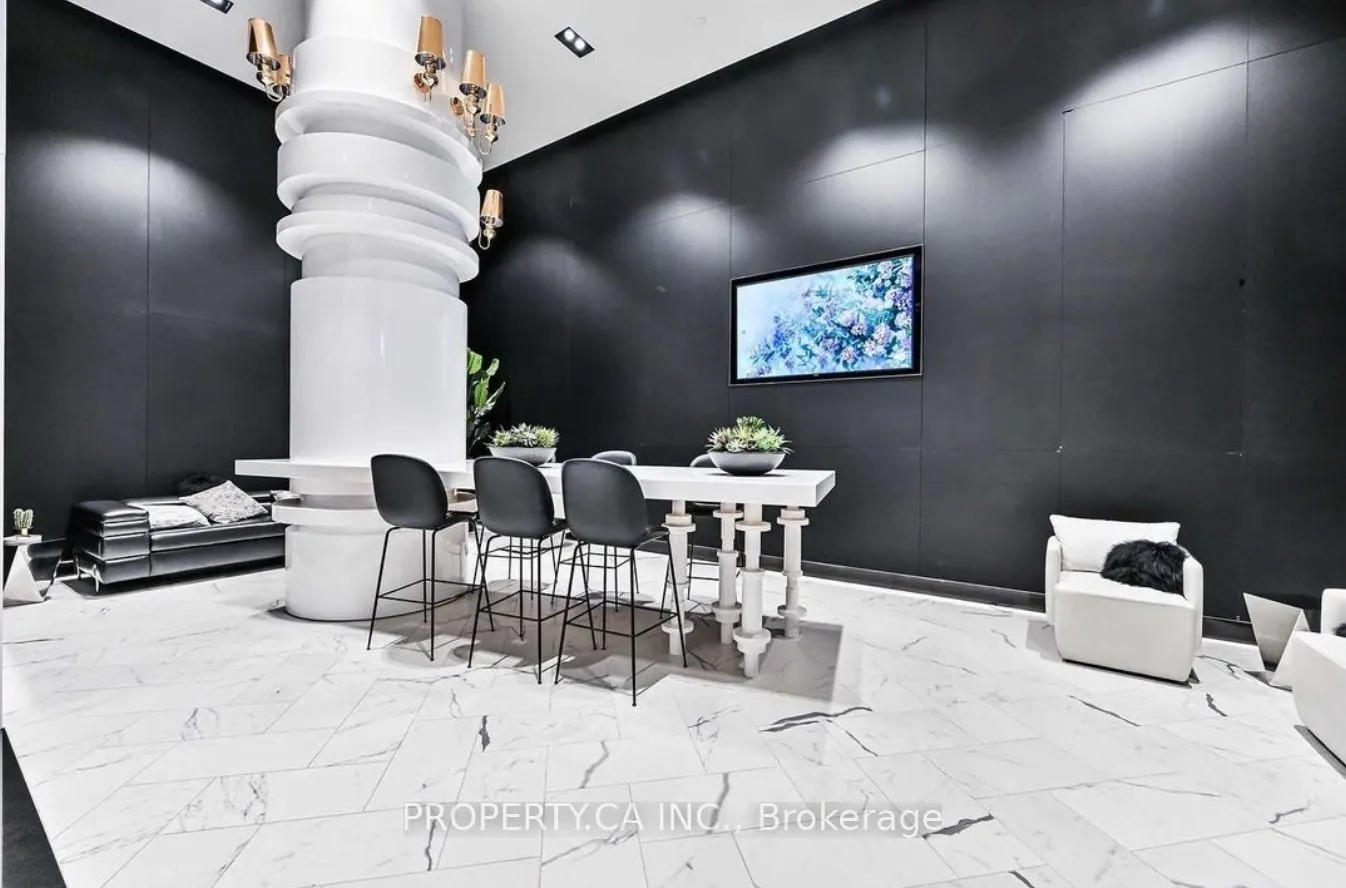 87 Peter Street, #3512