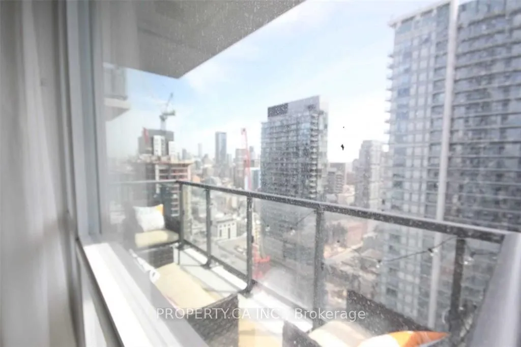 87 Peter Street, #3512
