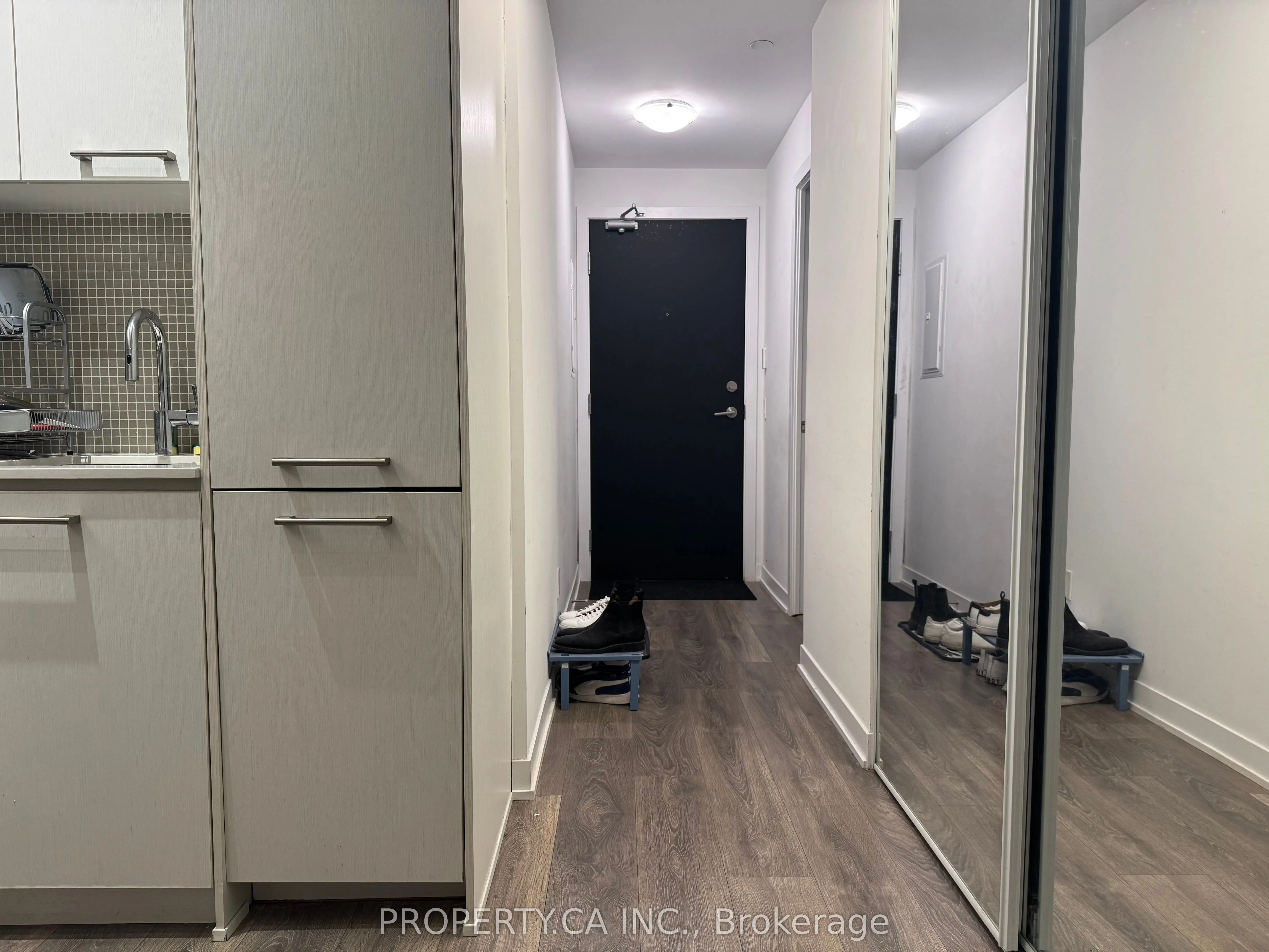 87 Peter Street, #3512