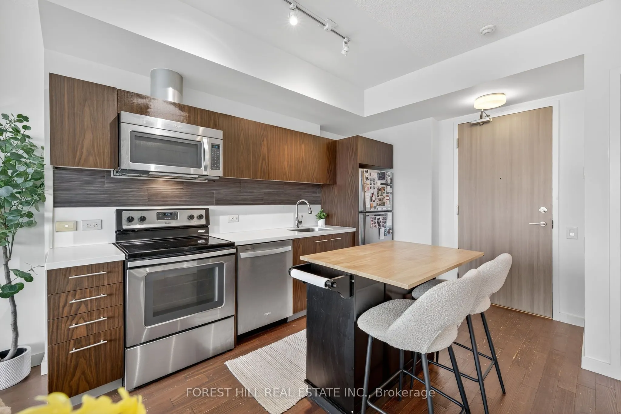 390 Cherry Street, #2003