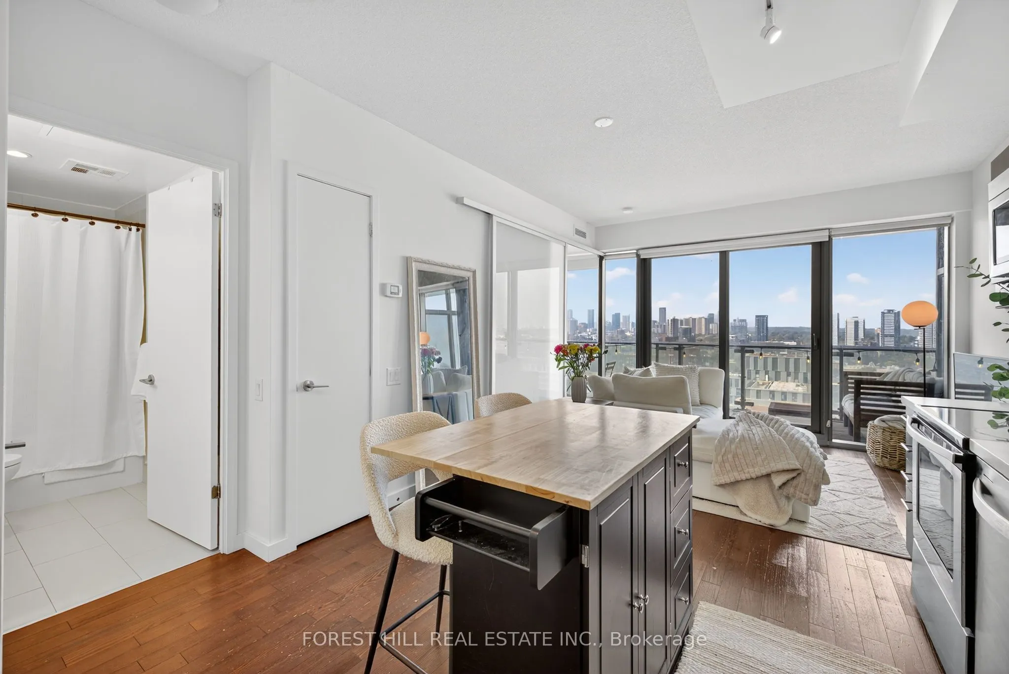 390 Cherry Street, #2003