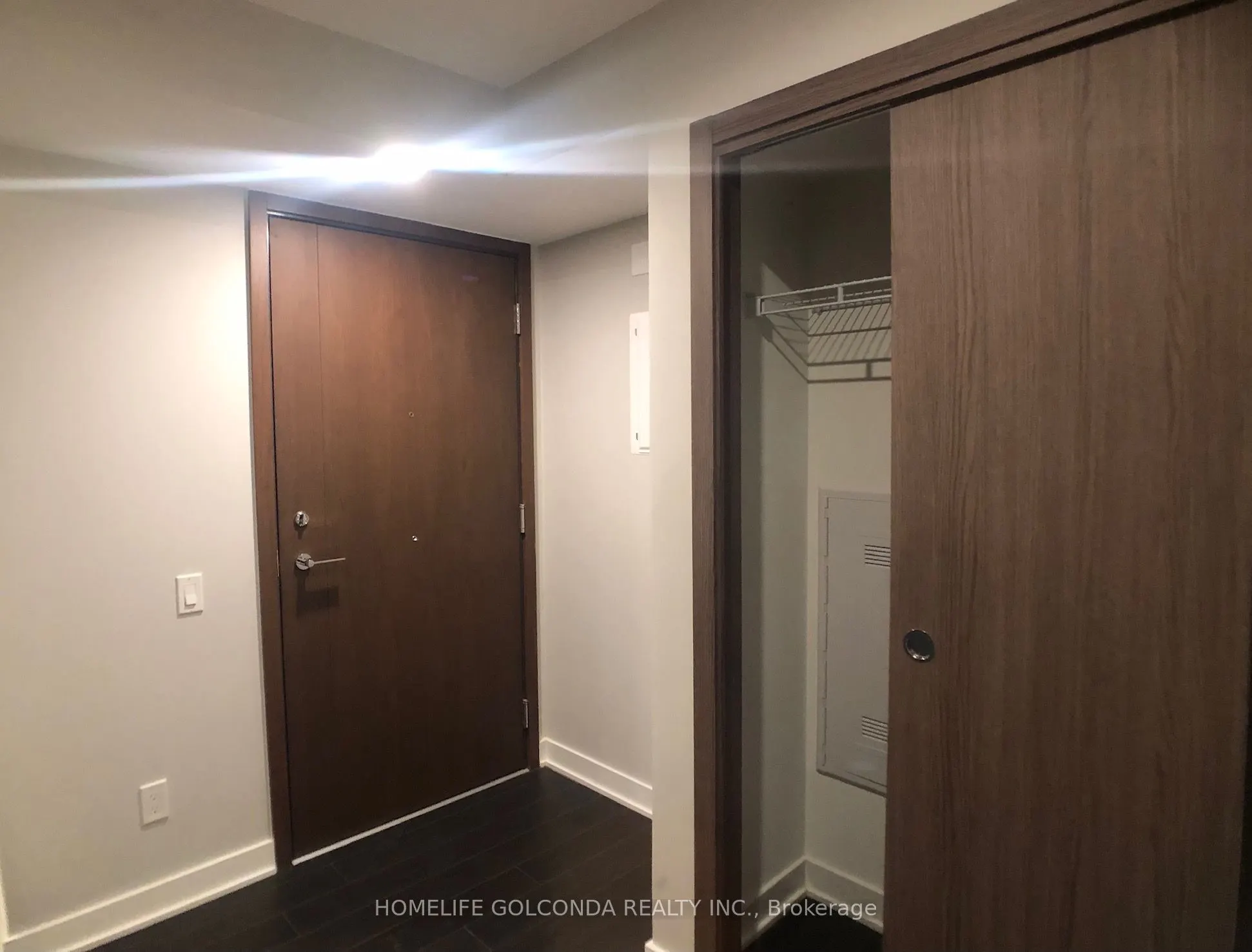 17 Bathurst Street