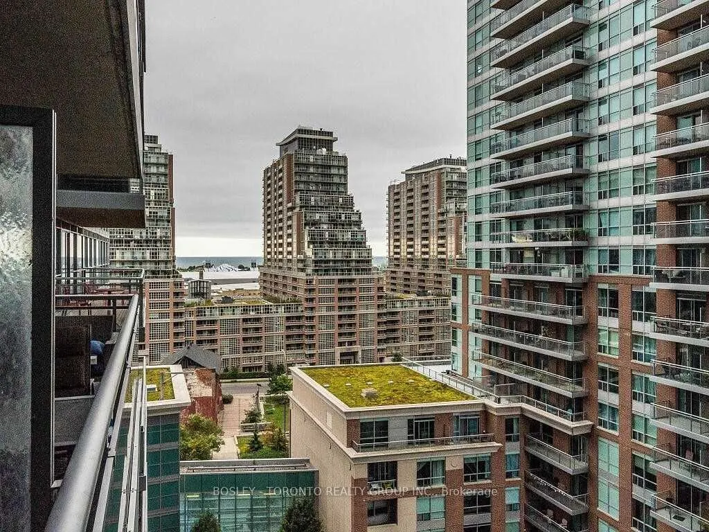 80 Western Battery Road, #1002