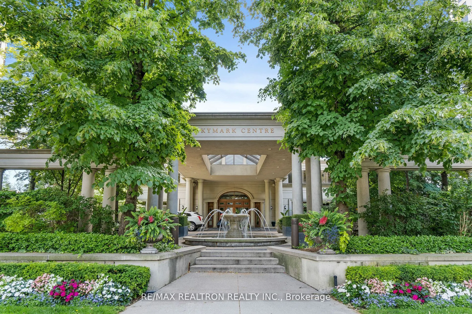 78 Harrison Garden Boulevard, #1607