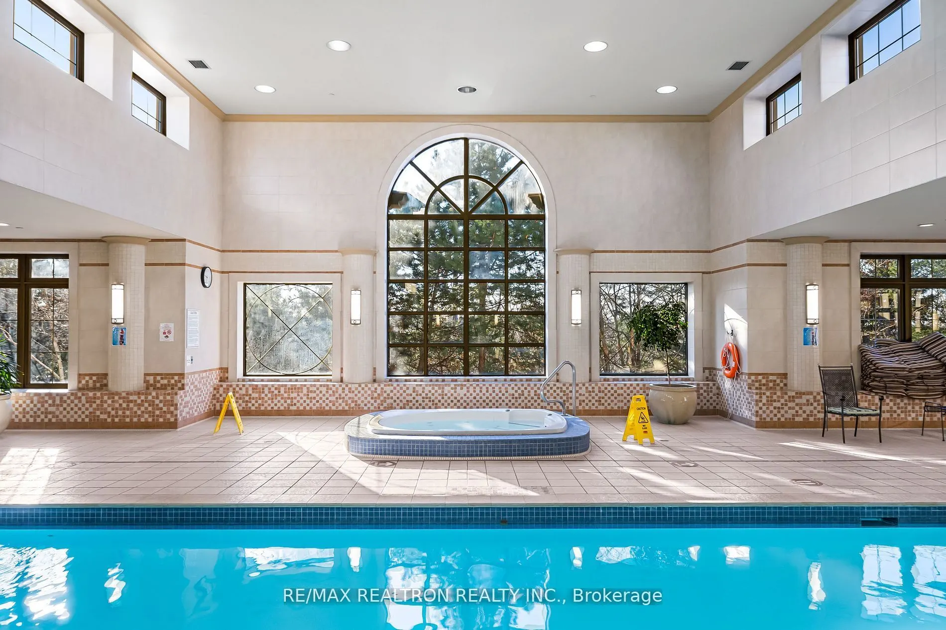 78 Harrison Garden Boulevard, #1607