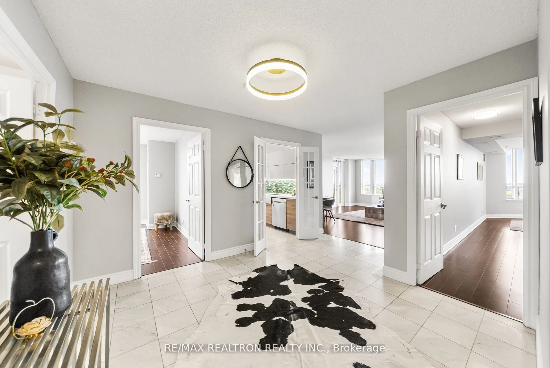 78 Harrison Garden Boulevard, #1607