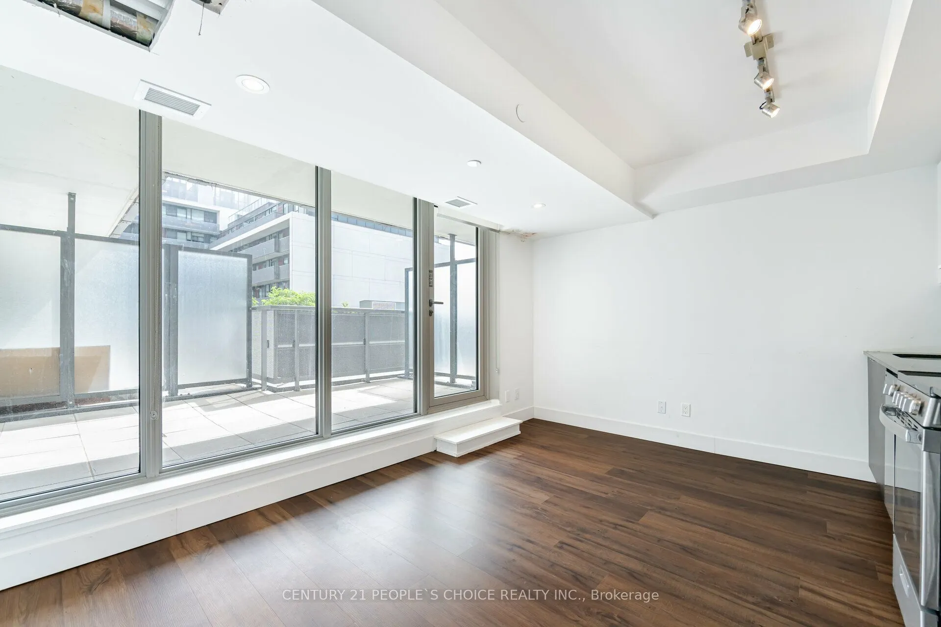 120 Varna Drive, #301
