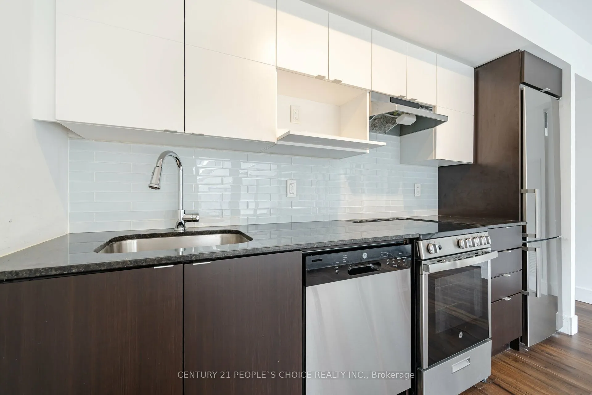 120 Varna Drive, #301