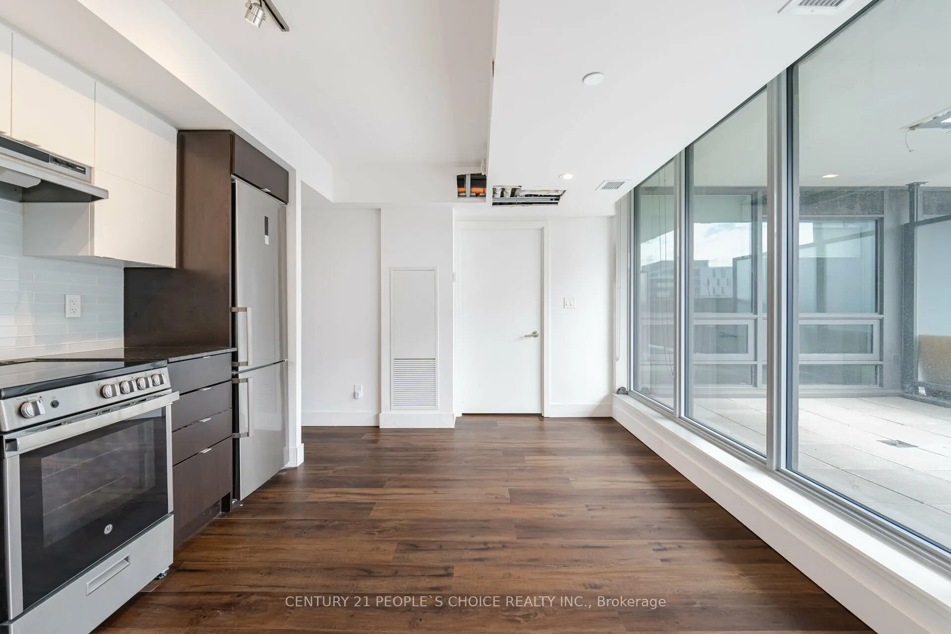 120 Varna Drive, #301