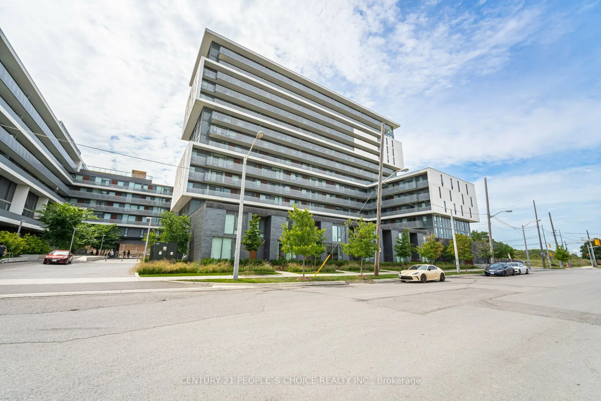 120 Varna Drive, #301