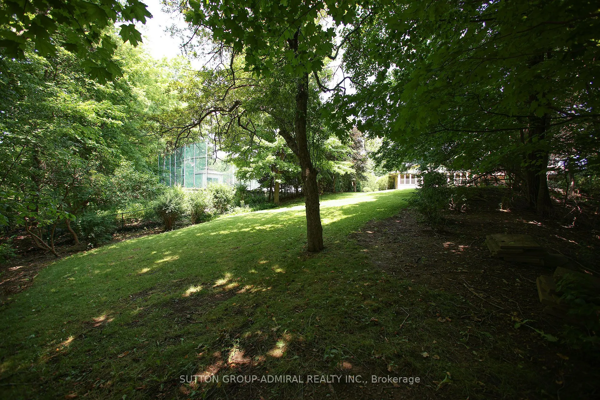 91 Forest Grove Drive