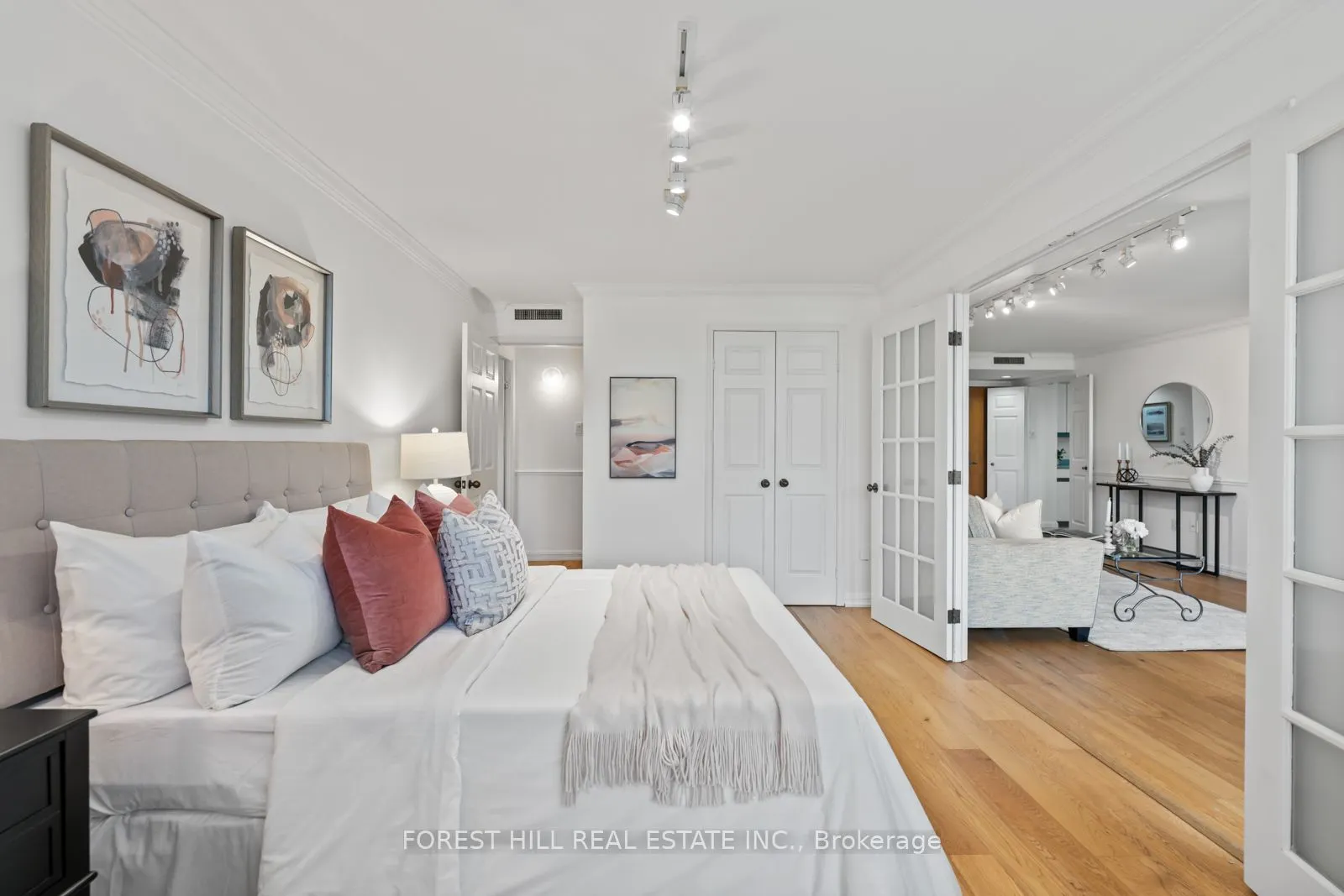3900 Yonge Street, #417