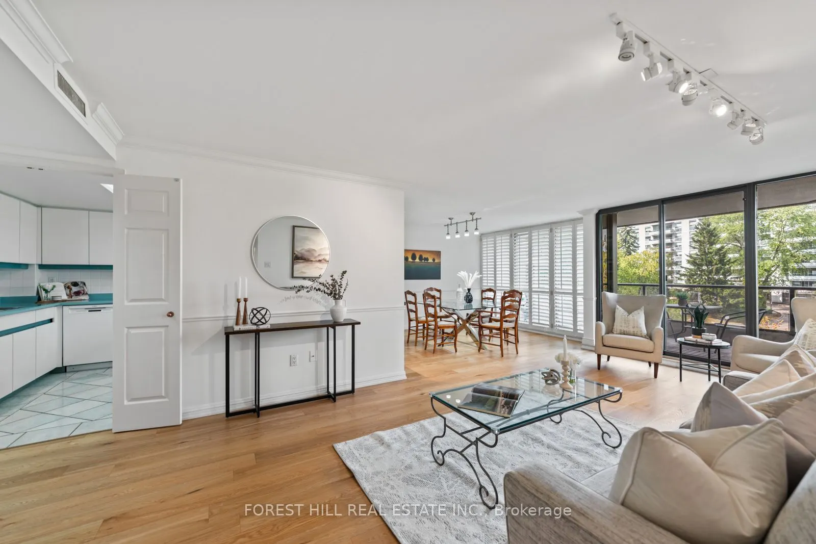 3900 Yonge Street, #417