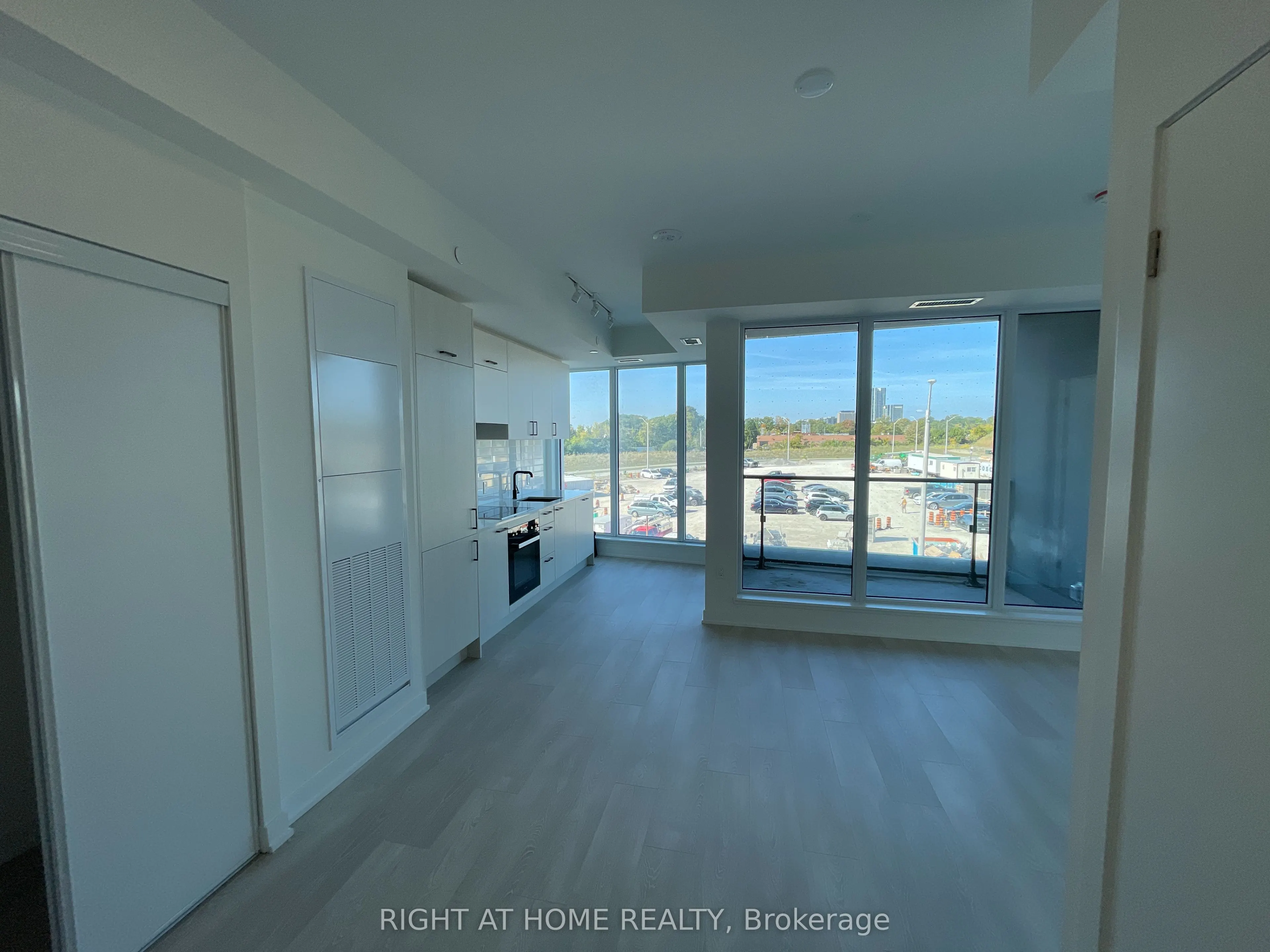 1 Kyle Lowry Road, #323
