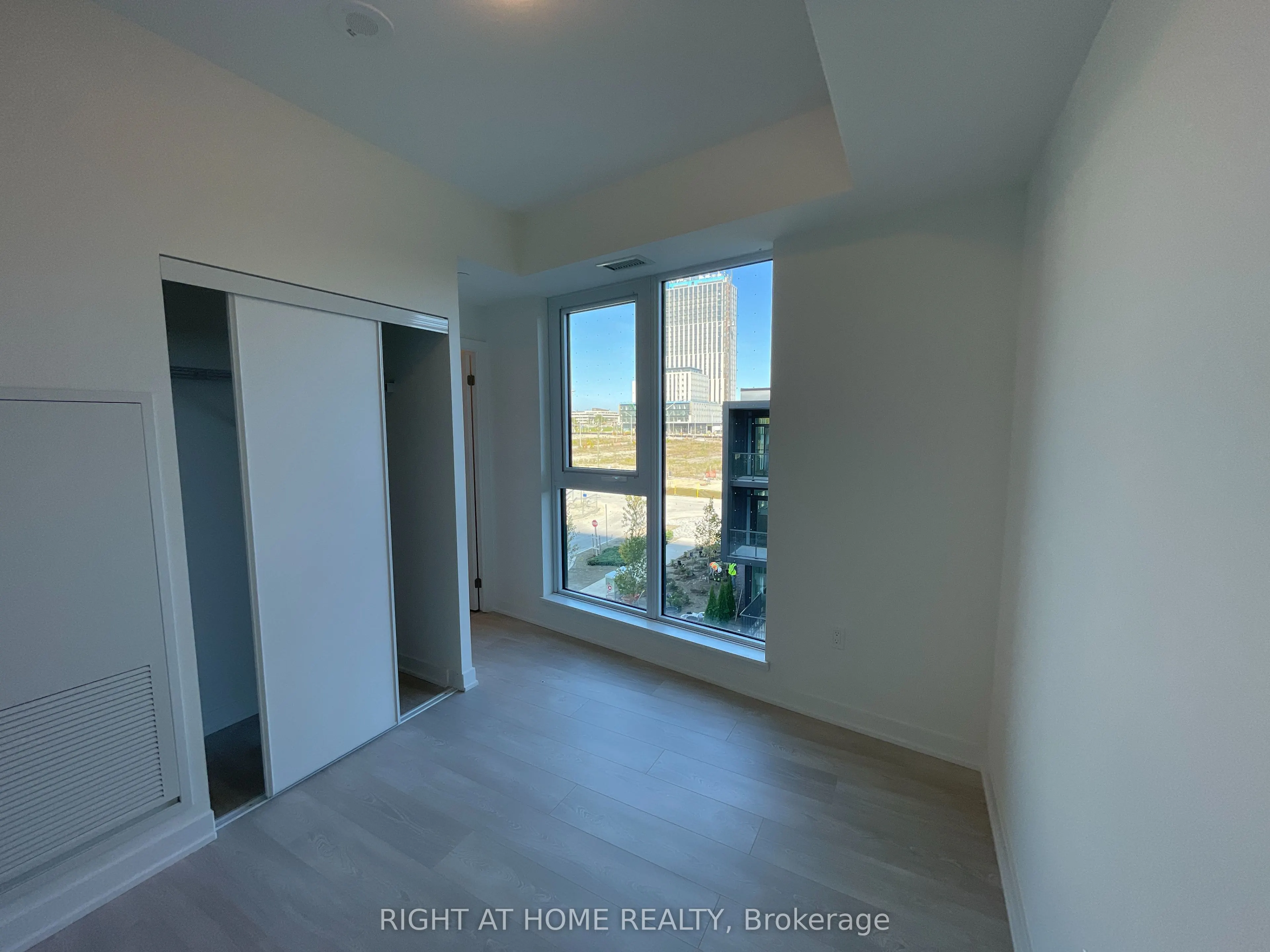 1 Kyle Lowry Road, #323