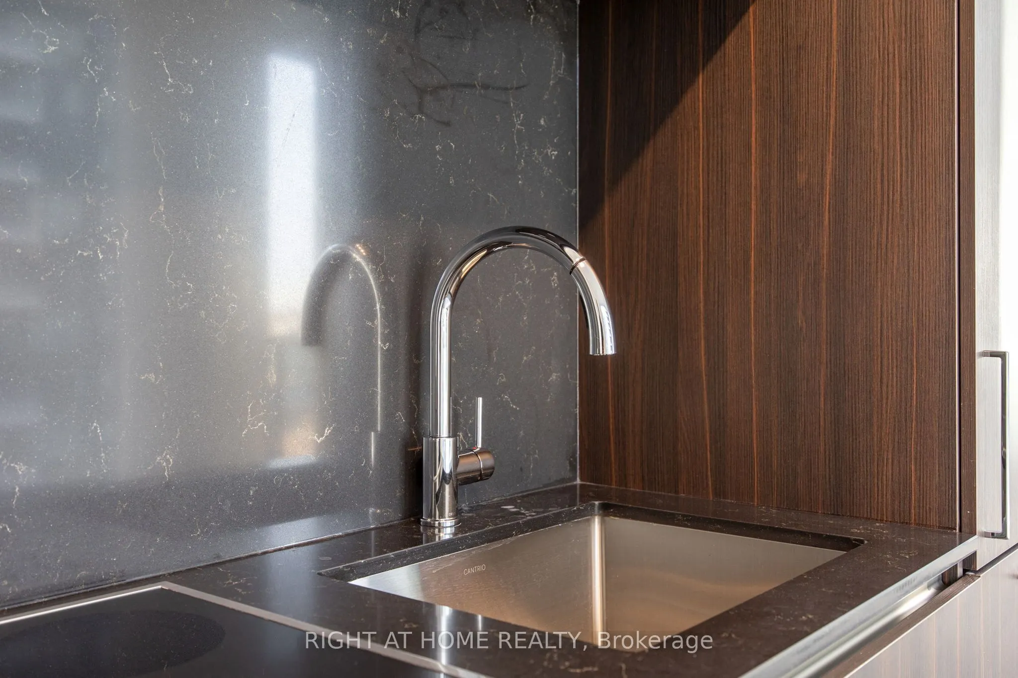 35 Mercer Street, #1512