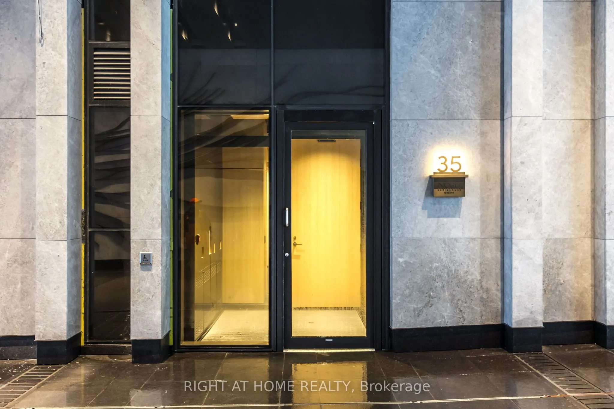 35 Mercer Street, #1512