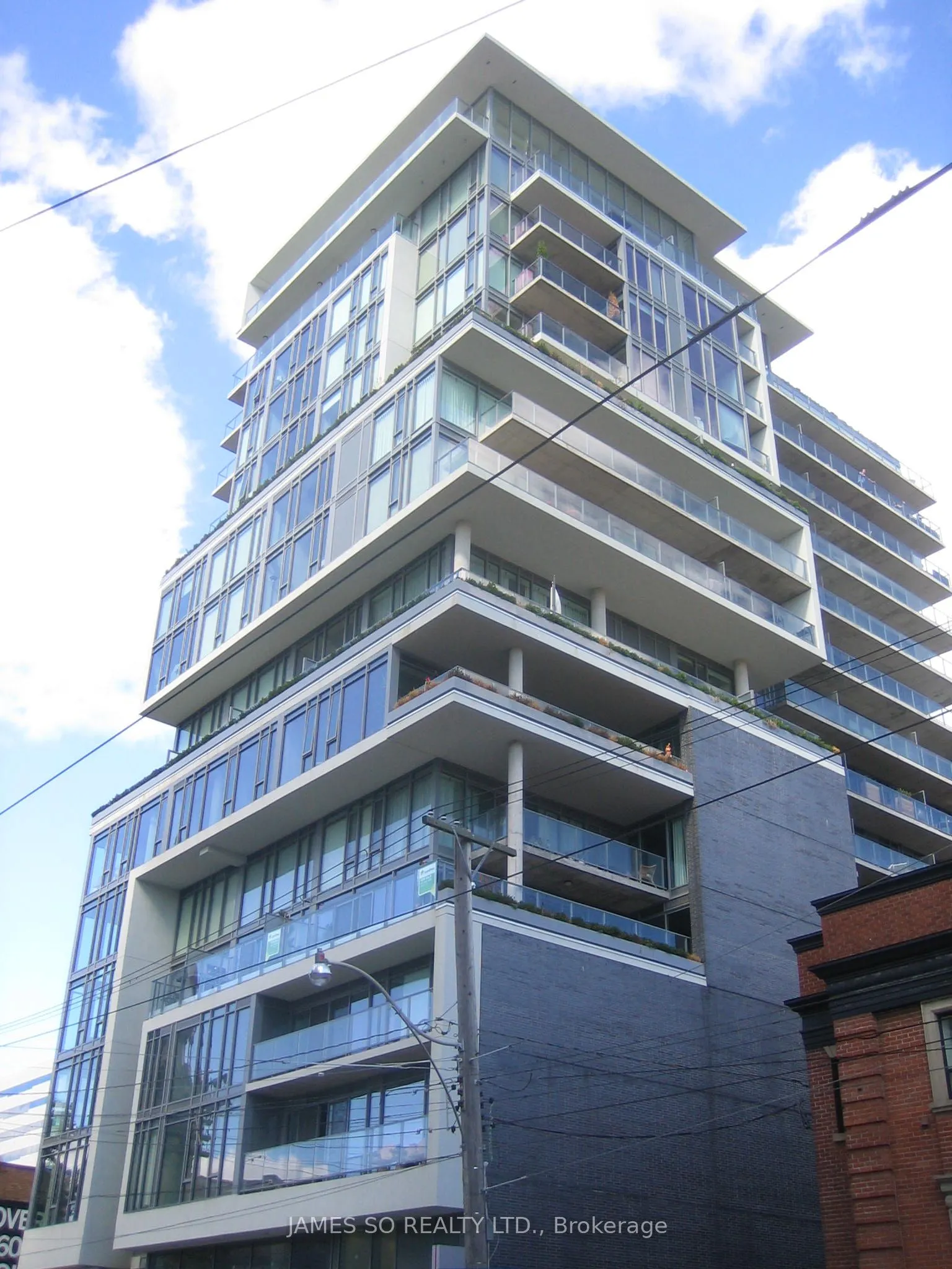 95 Bathurst Street, #723