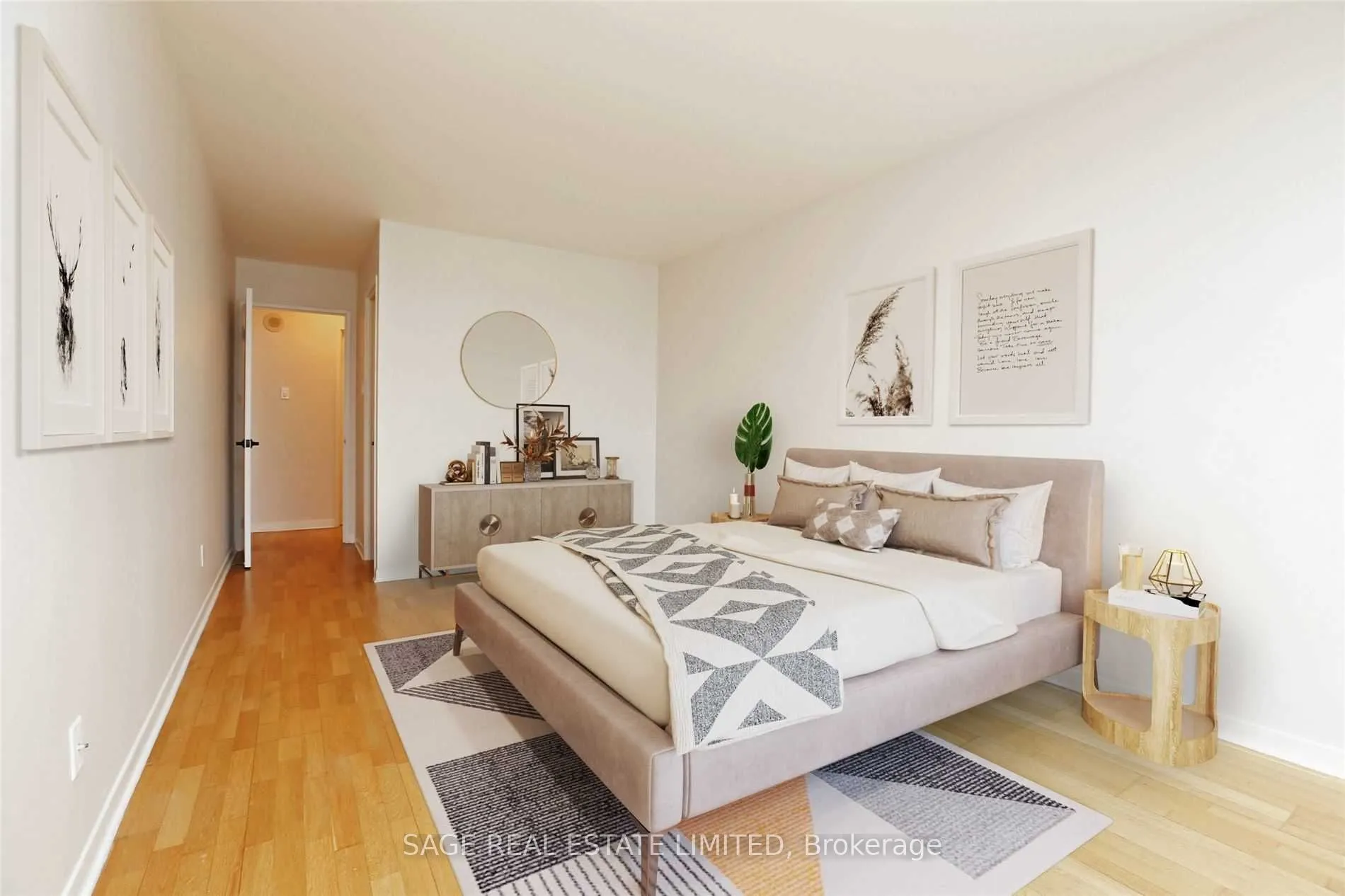 95 Prince Arthur Avenue, #813