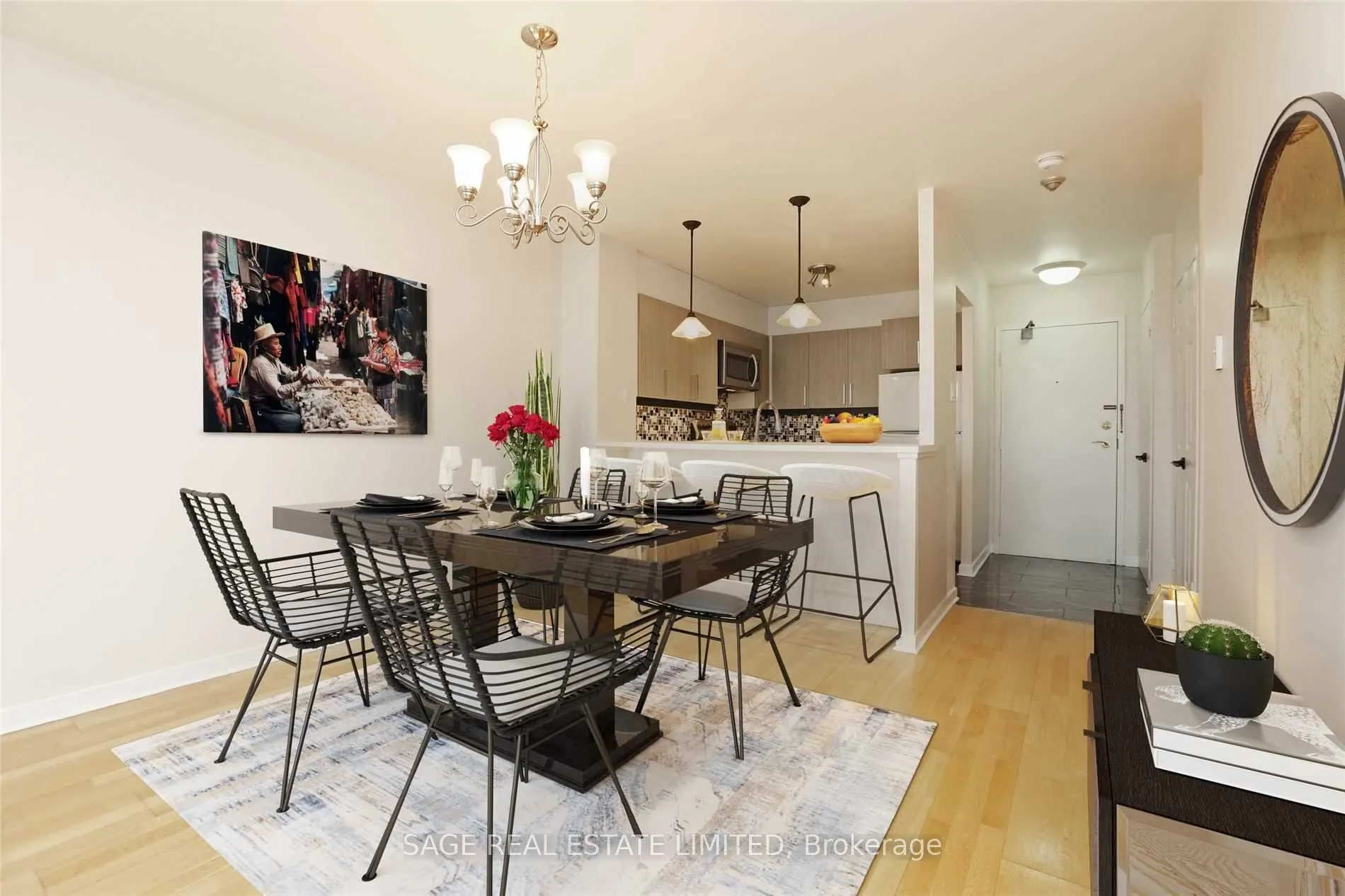 95 Prince Arthur Avenue, #813
