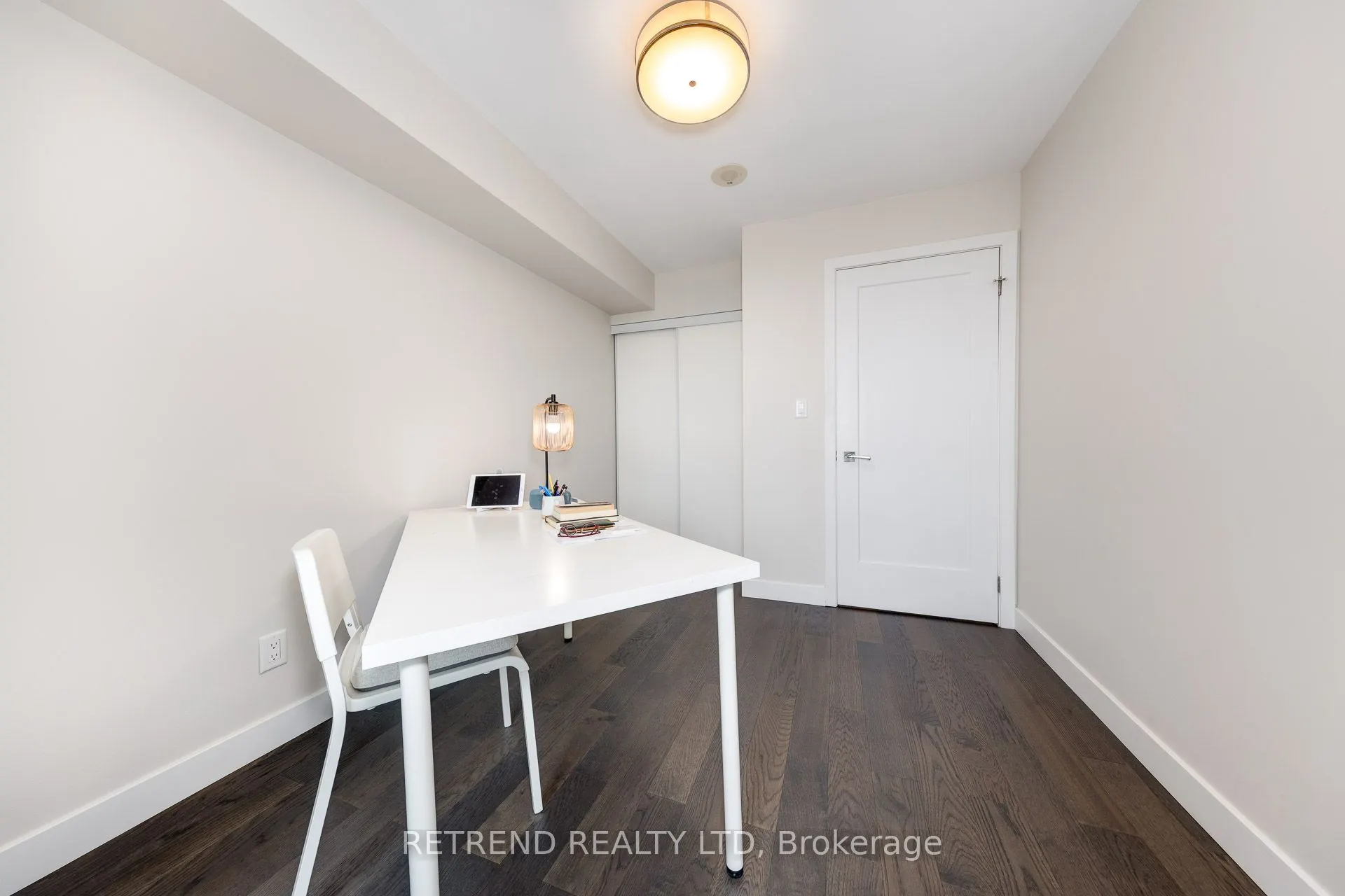 18 Spring Garden Avenue, #907