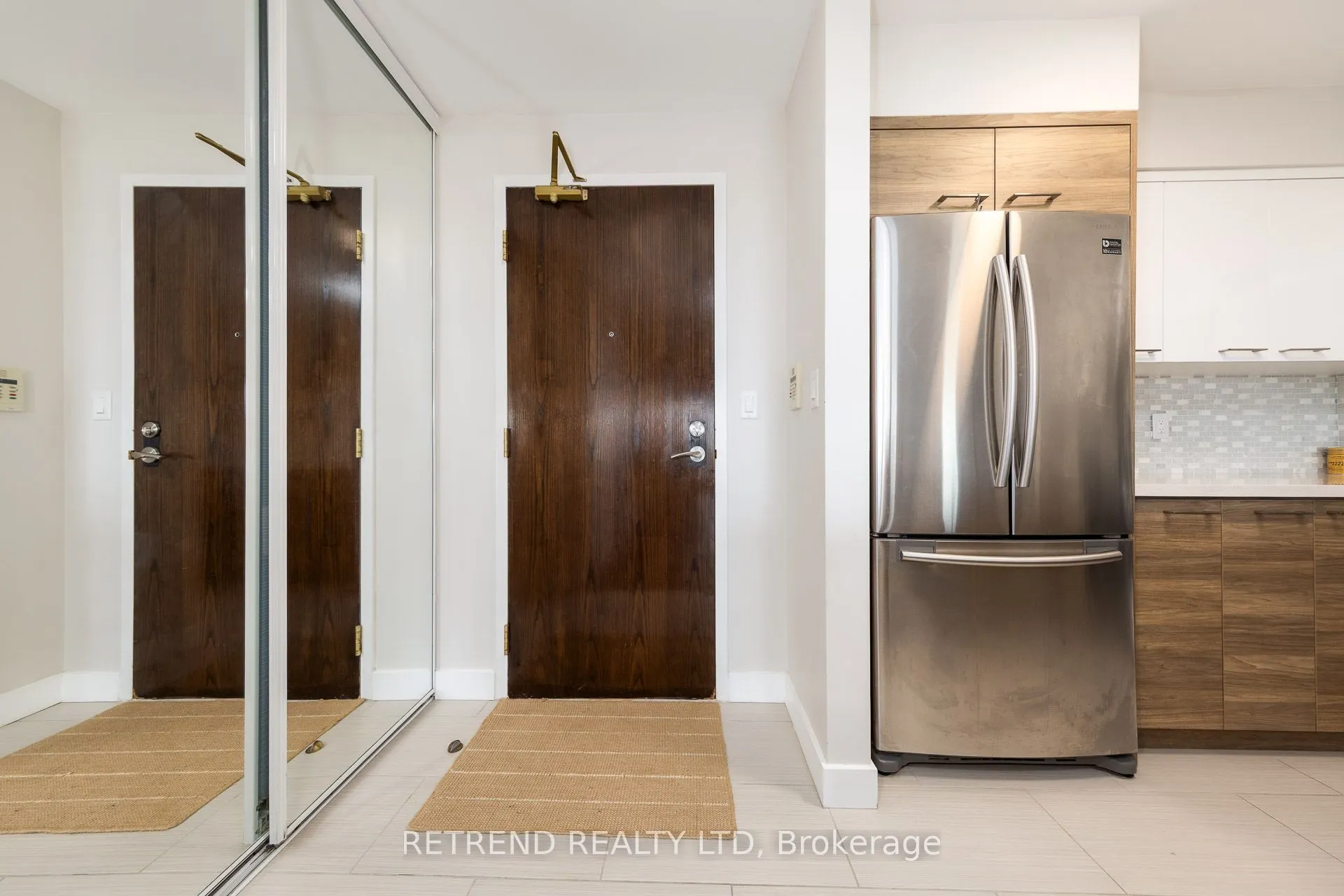 18 Spring Garden Avenue, #907