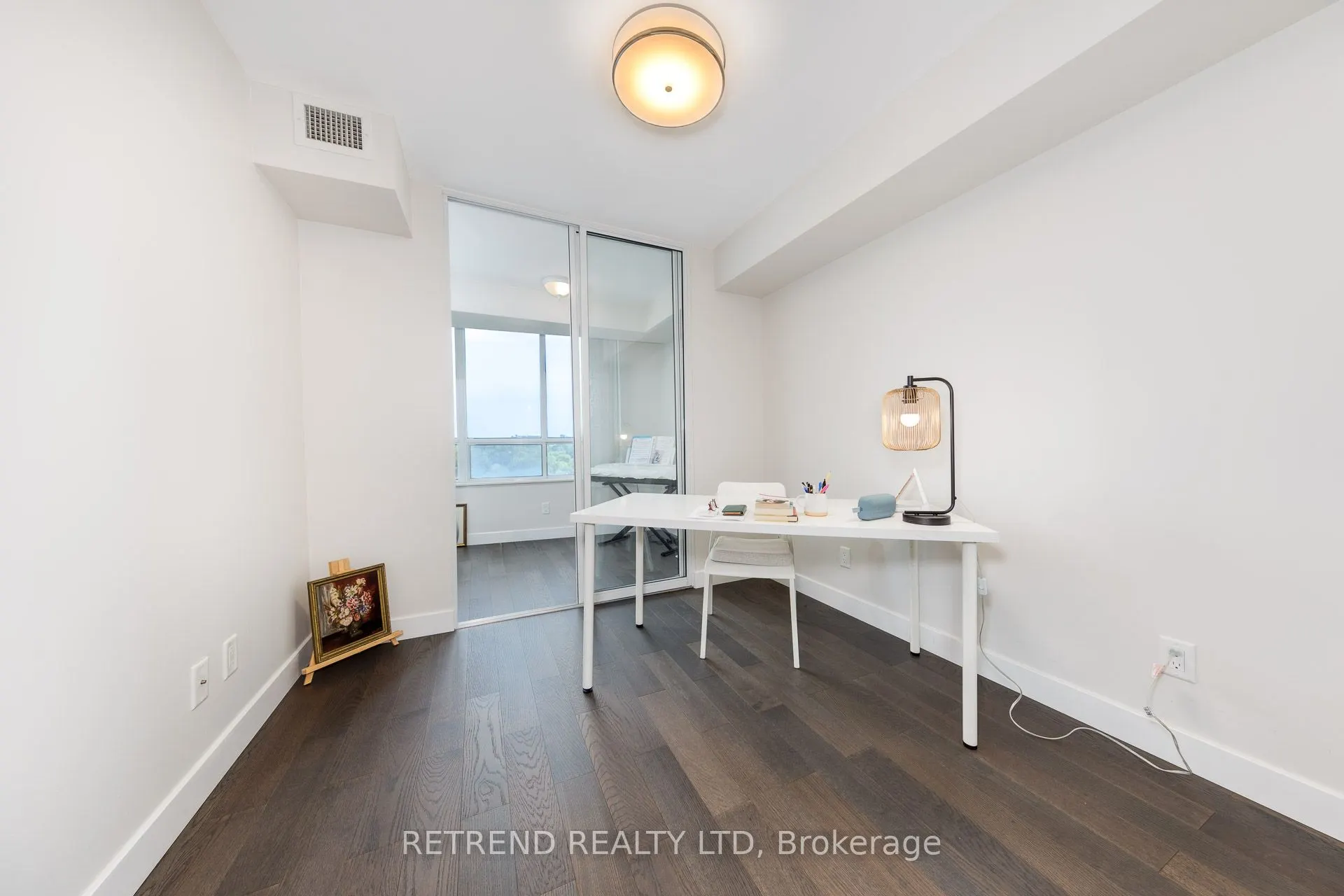 18 Spring Garden Avenue, #907