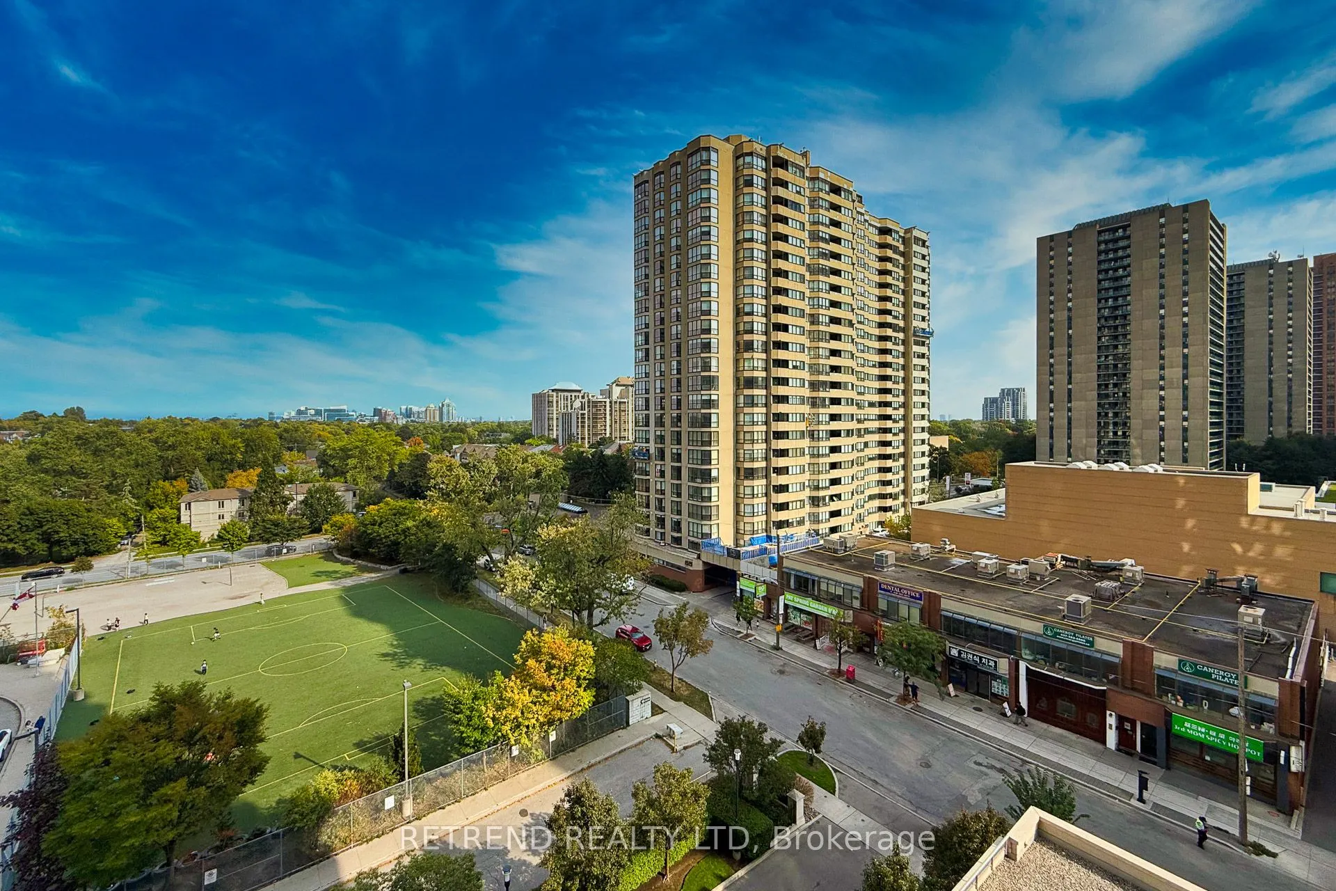 18 Spring Garden Avenue, #907