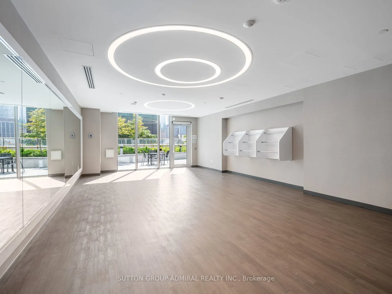 100 Dalhousie Street, #906