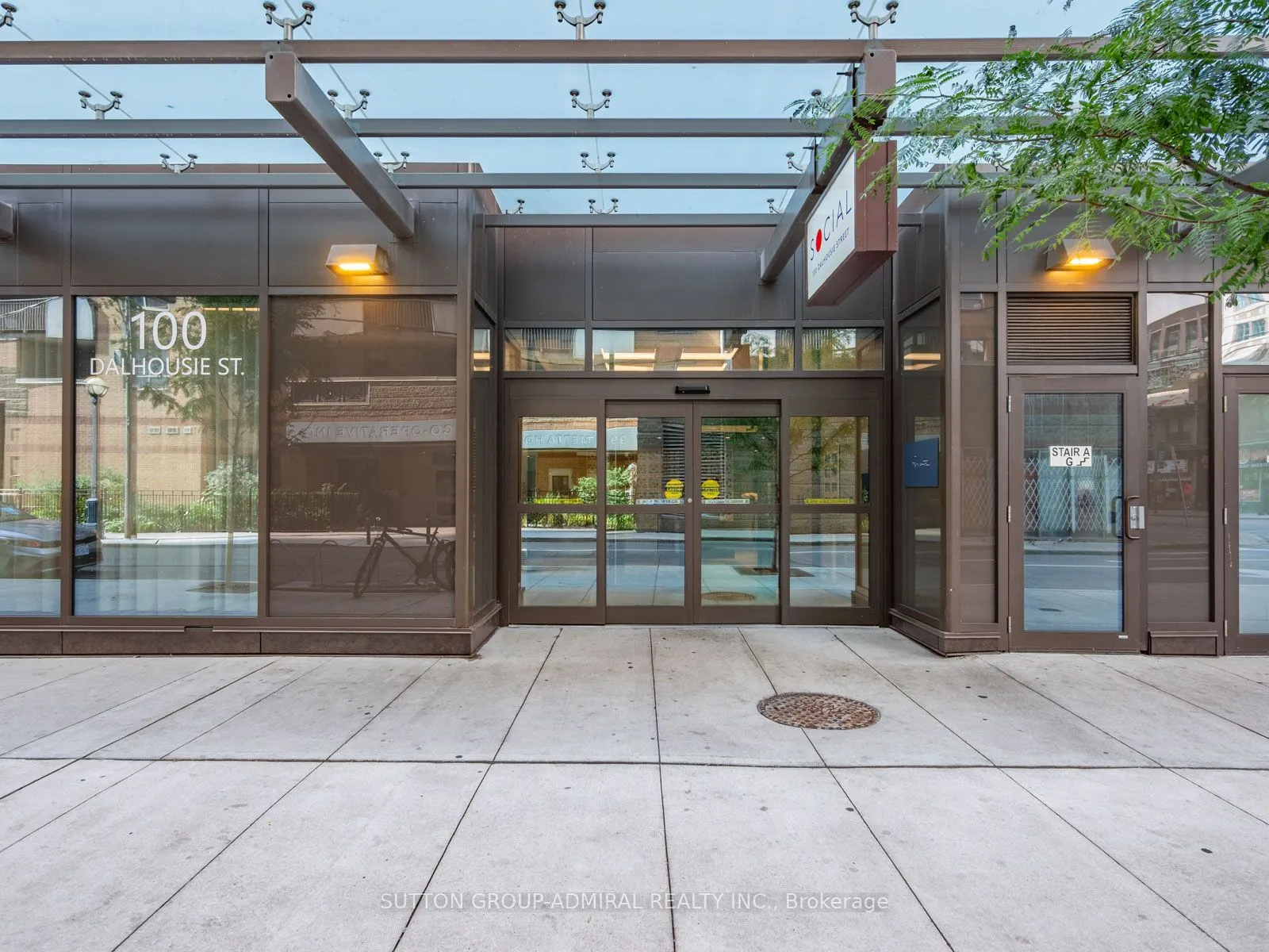 100 Dalhousie Street, #906