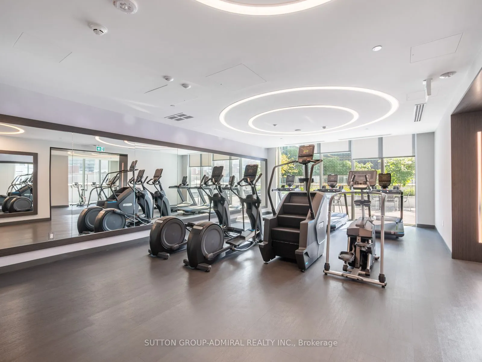 100 Dalhousie Street, #906