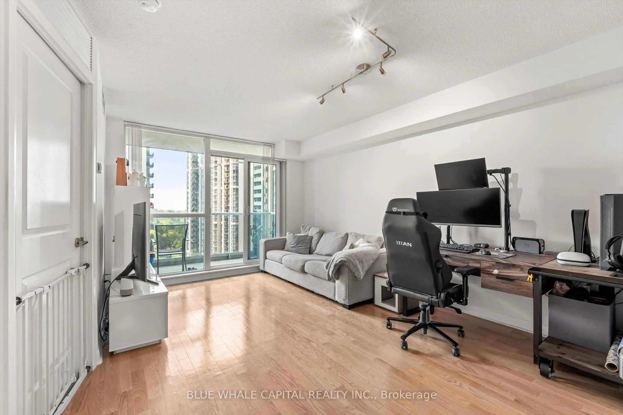 4968 Yonge Street, #1201