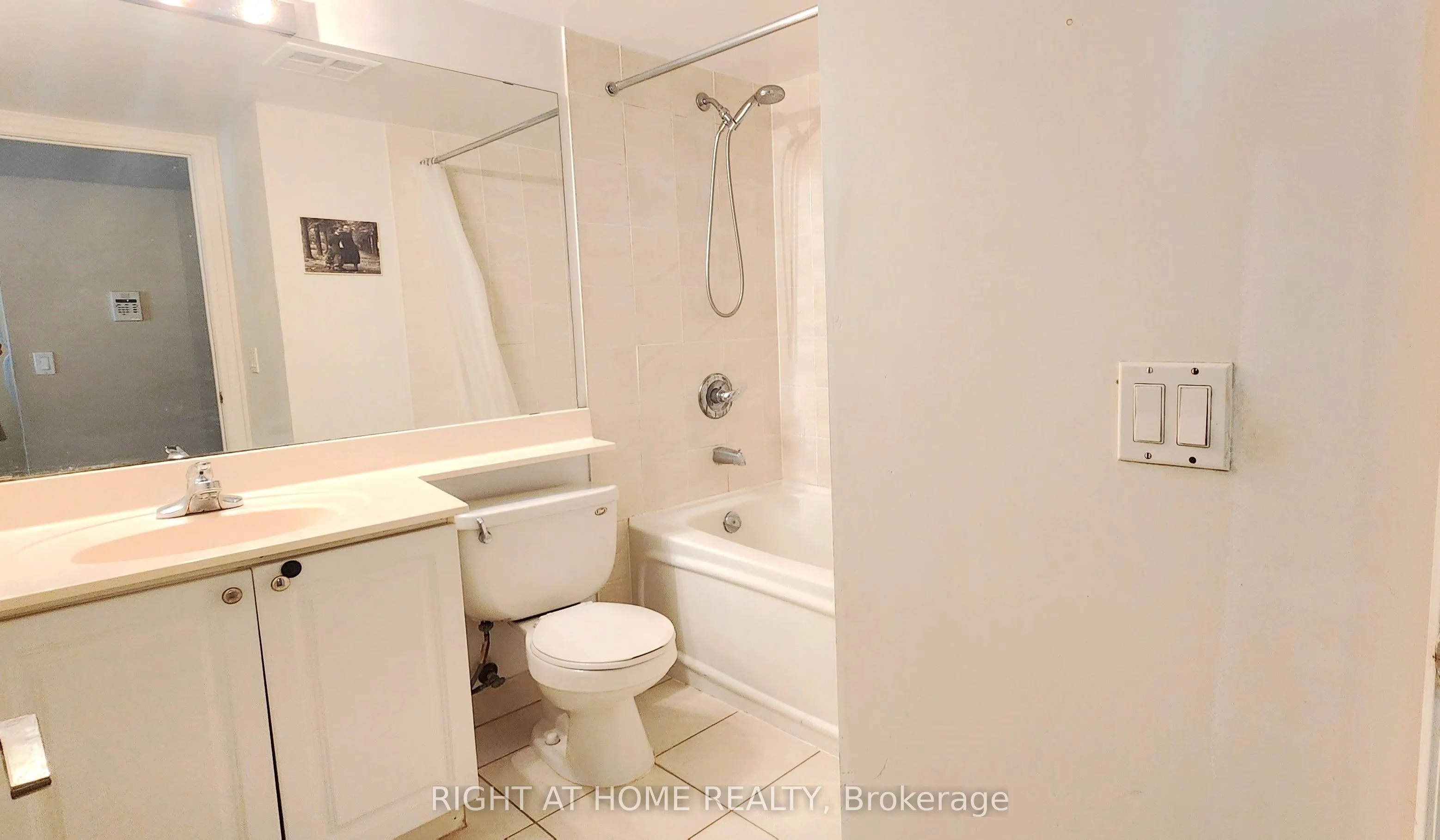 35 Bales Avenue, #312