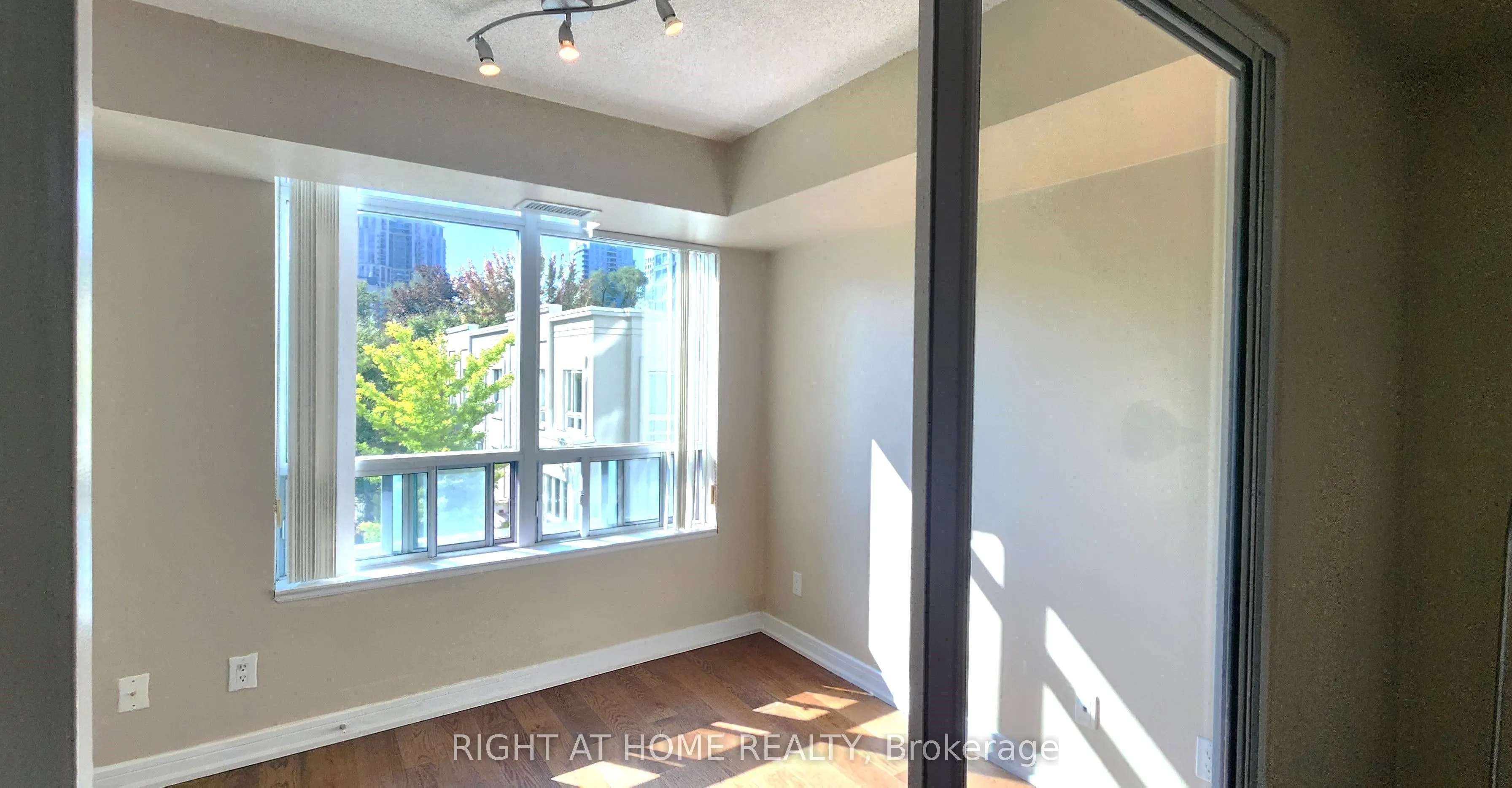 35 Bales Avenue, #312