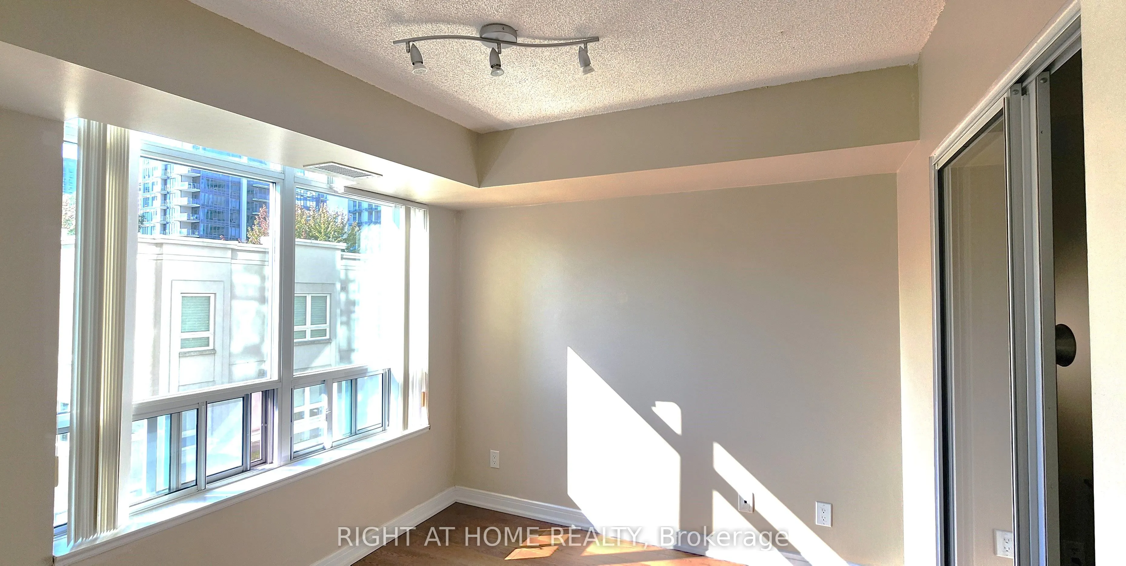 35 Bales Avenue, #312