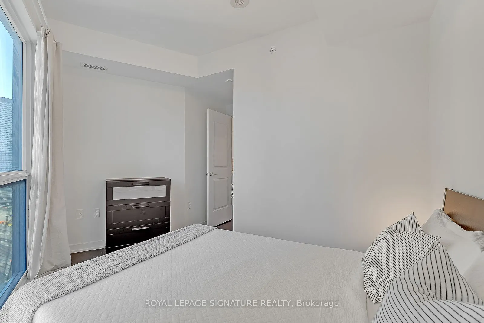 1 The Esplanade, #1306
