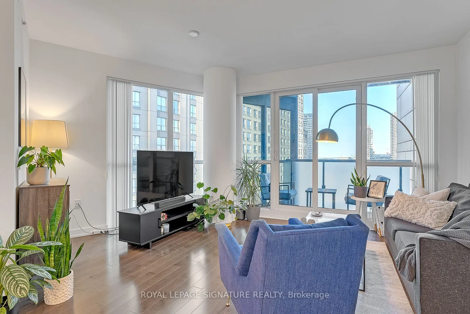 1 The Esplanade, #1306