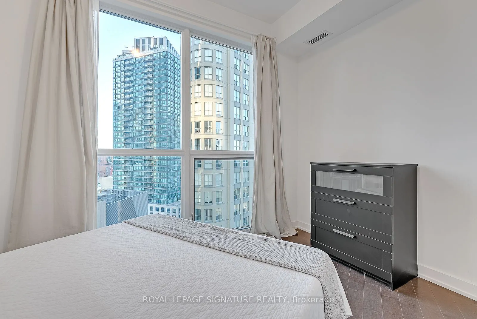 1 The Esplanade, #1306
