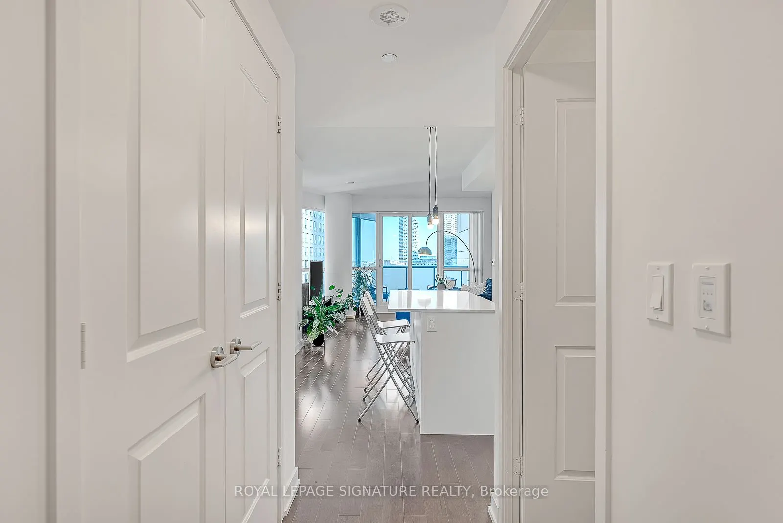 1 The Esplanade, #1306