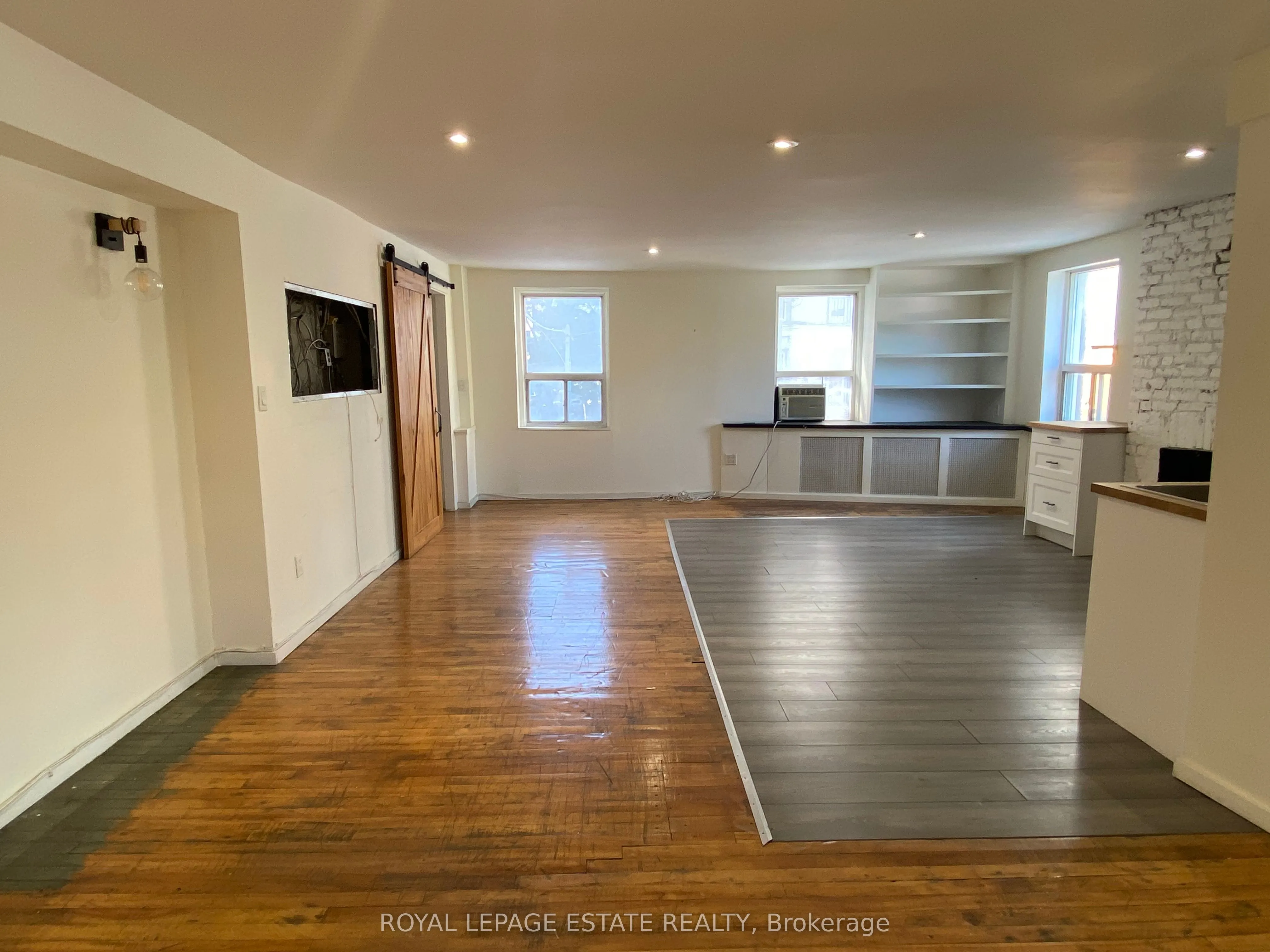 155 Richmond Street E