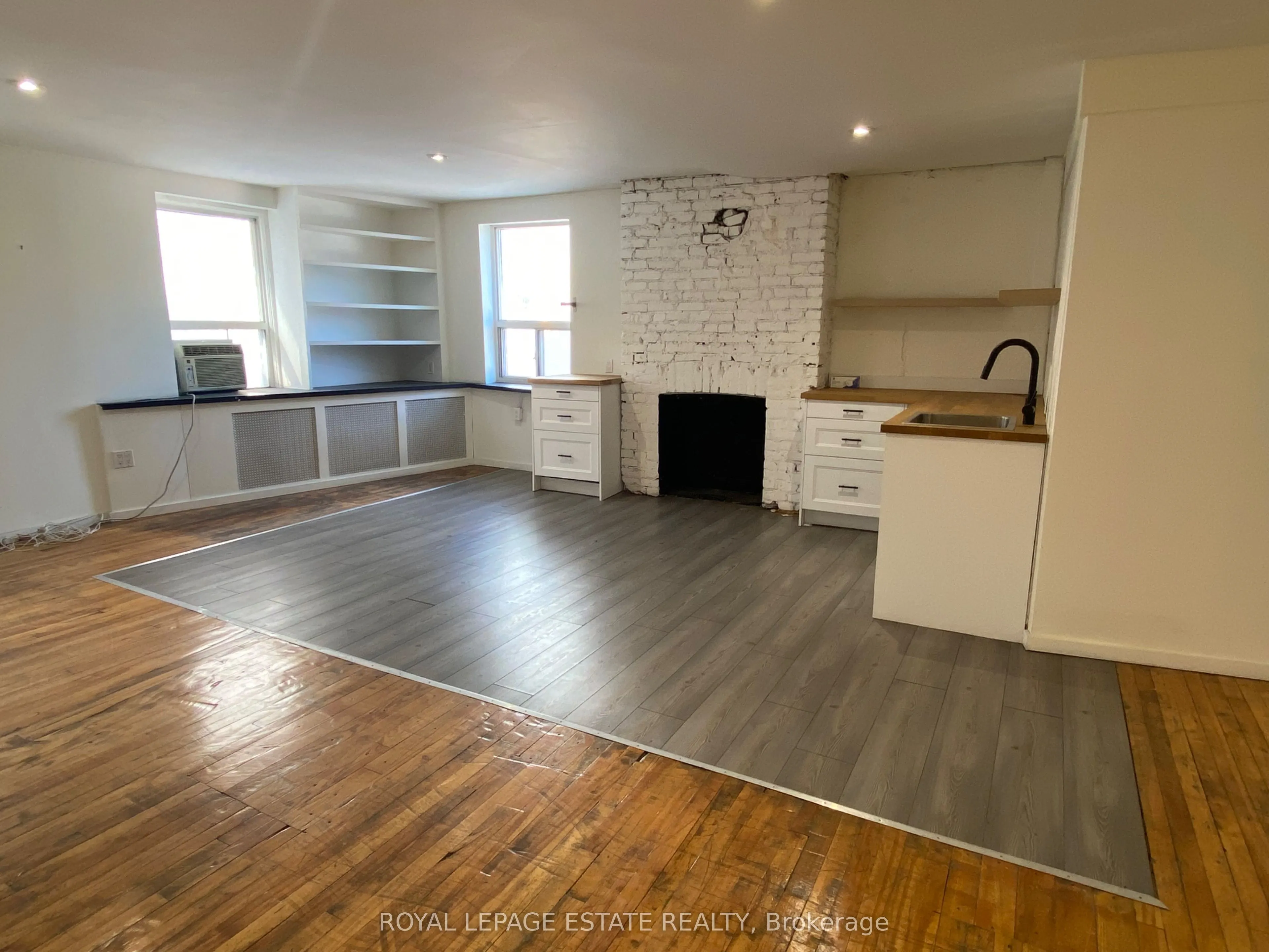 155 Richmond Street E