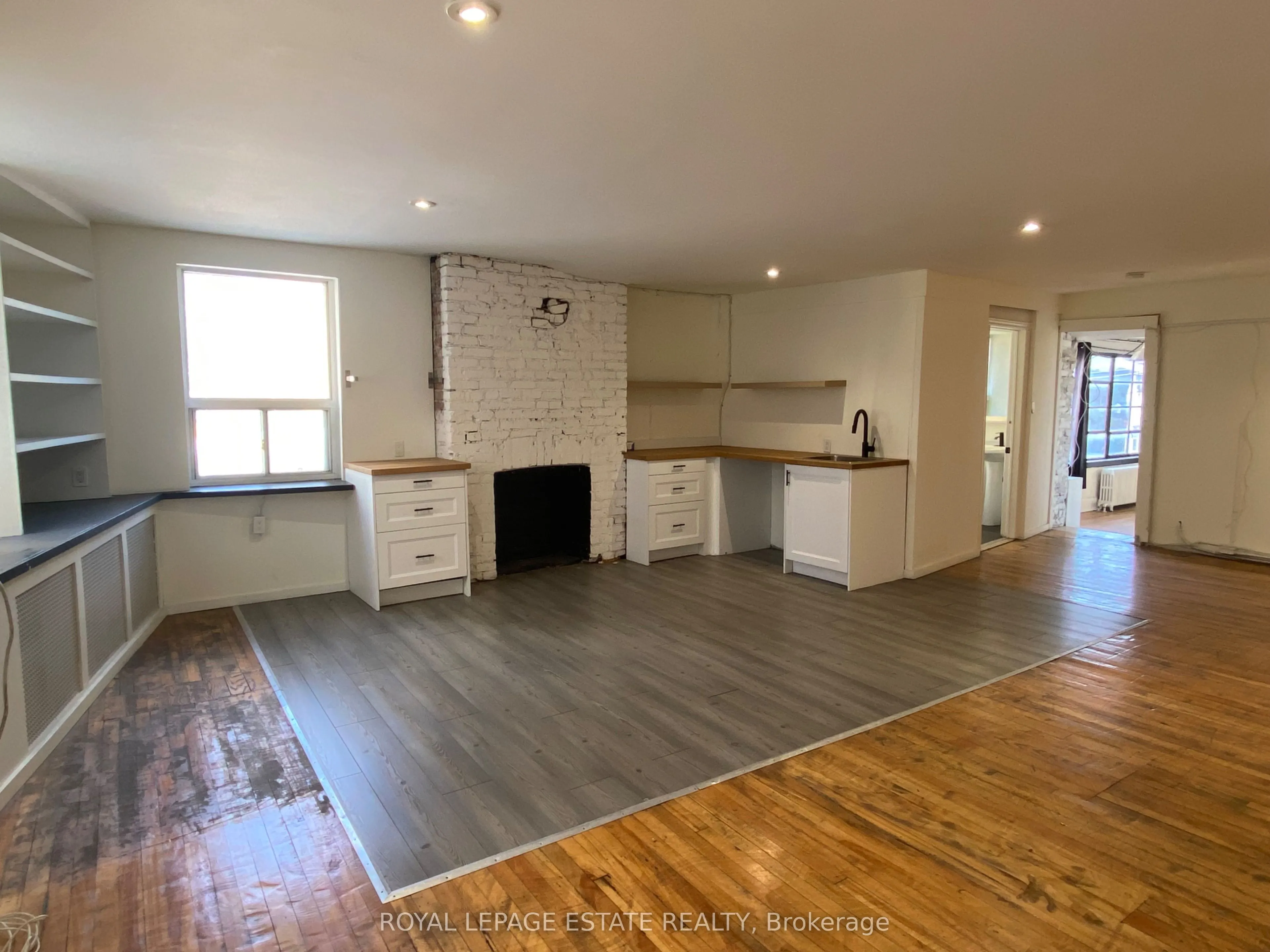 155 Richmond Street E