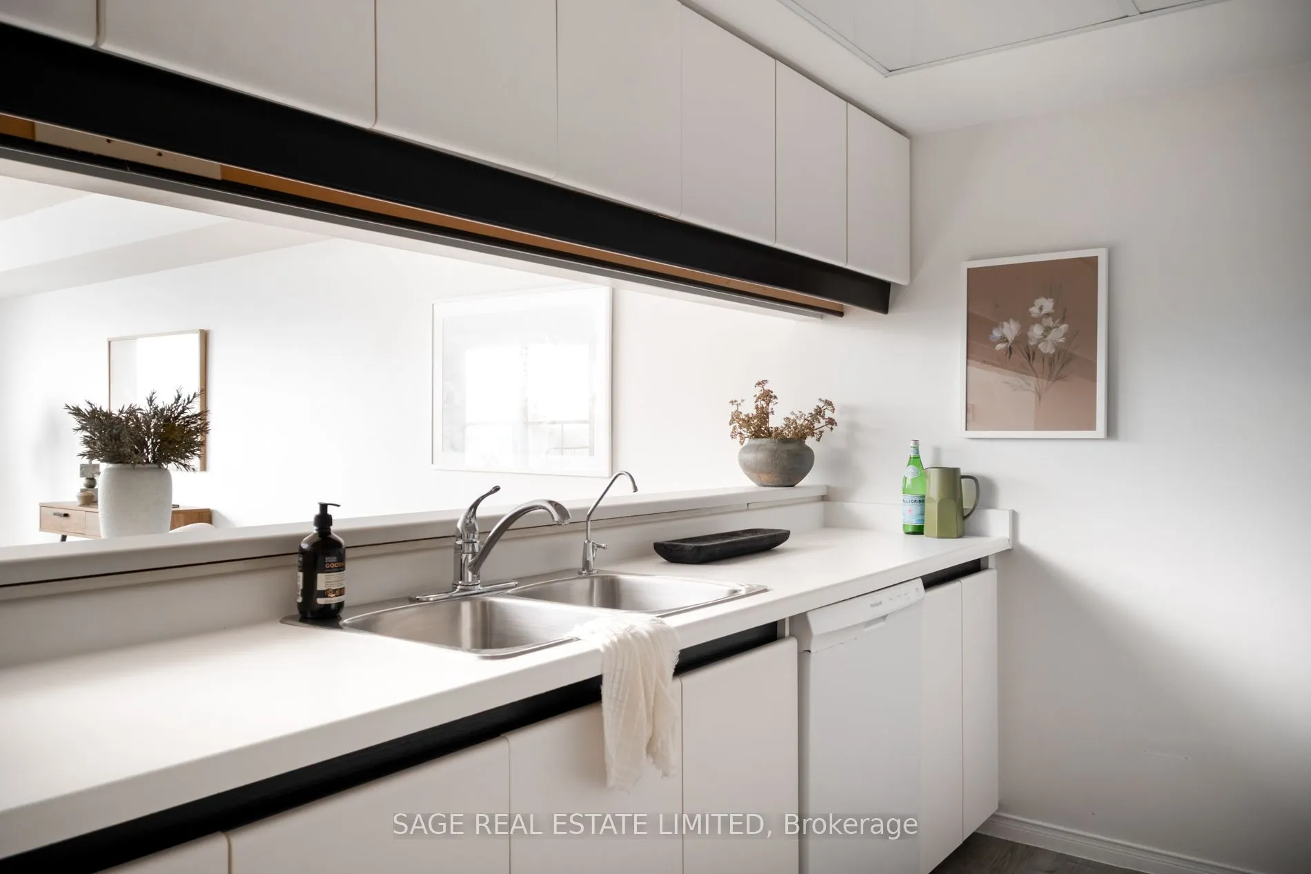 77 Harbour Square, #1509